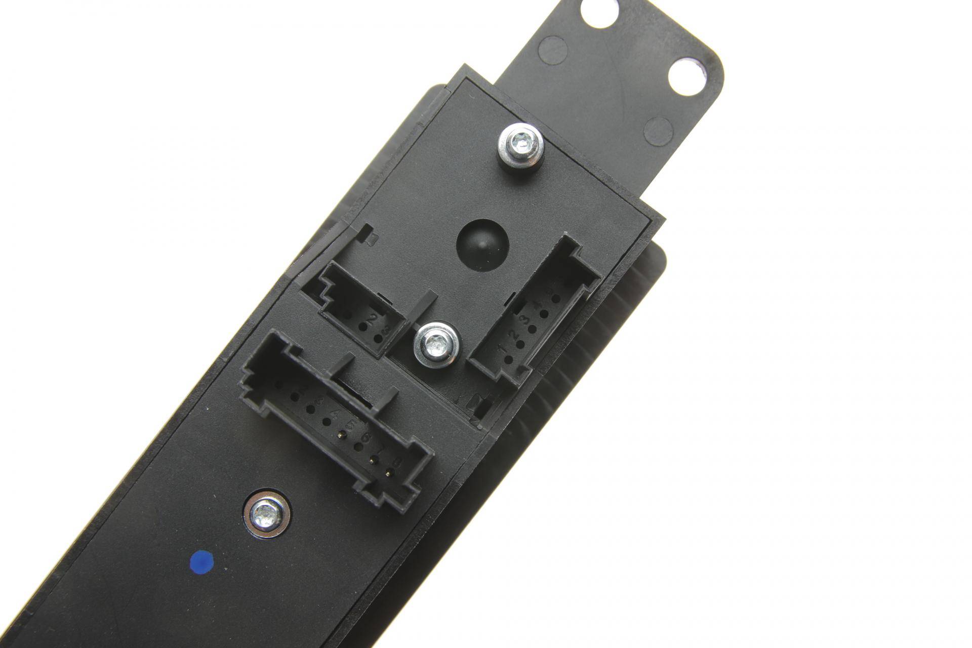 Кнопка склопідіймача (R) MB Sprinter/VW Crafter 06-