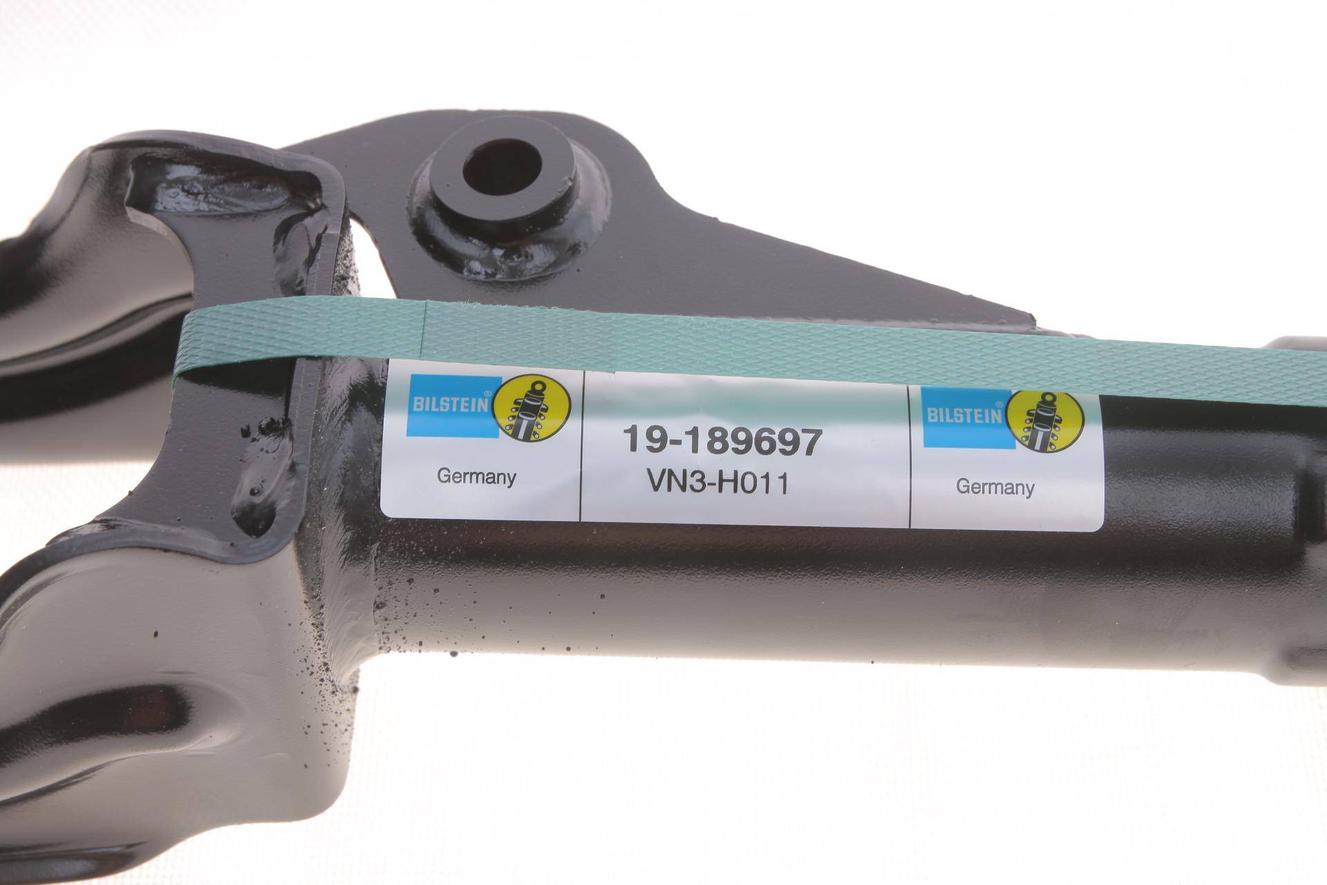 Амортизатор (передній) VW Touareg 3.0D-4.2D 10-18 (L)