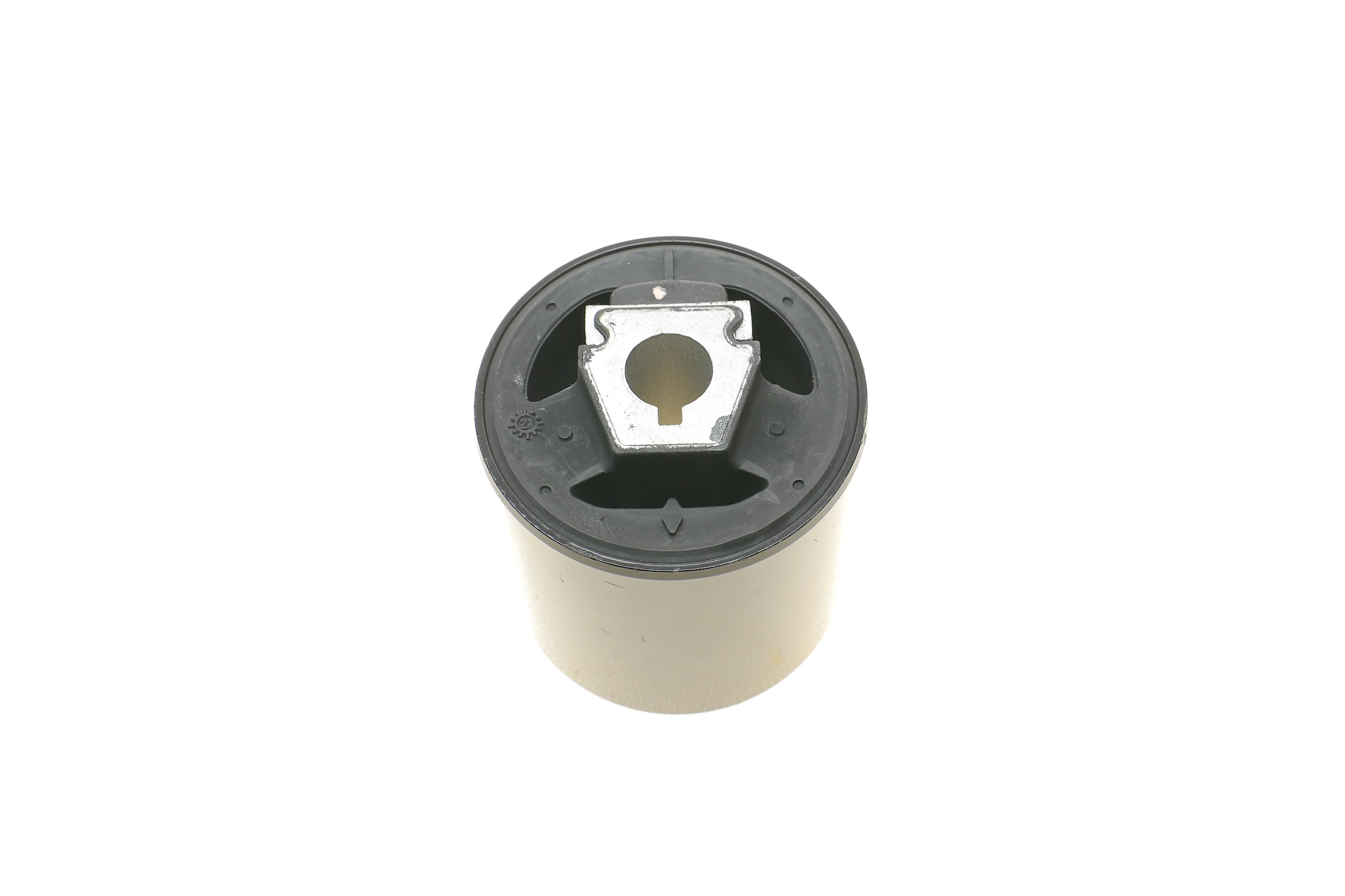 Сайлентблок важеля (переднього/знизу/спереду) BMW X3 (E83) 05-11 N43/M54/N52/N47