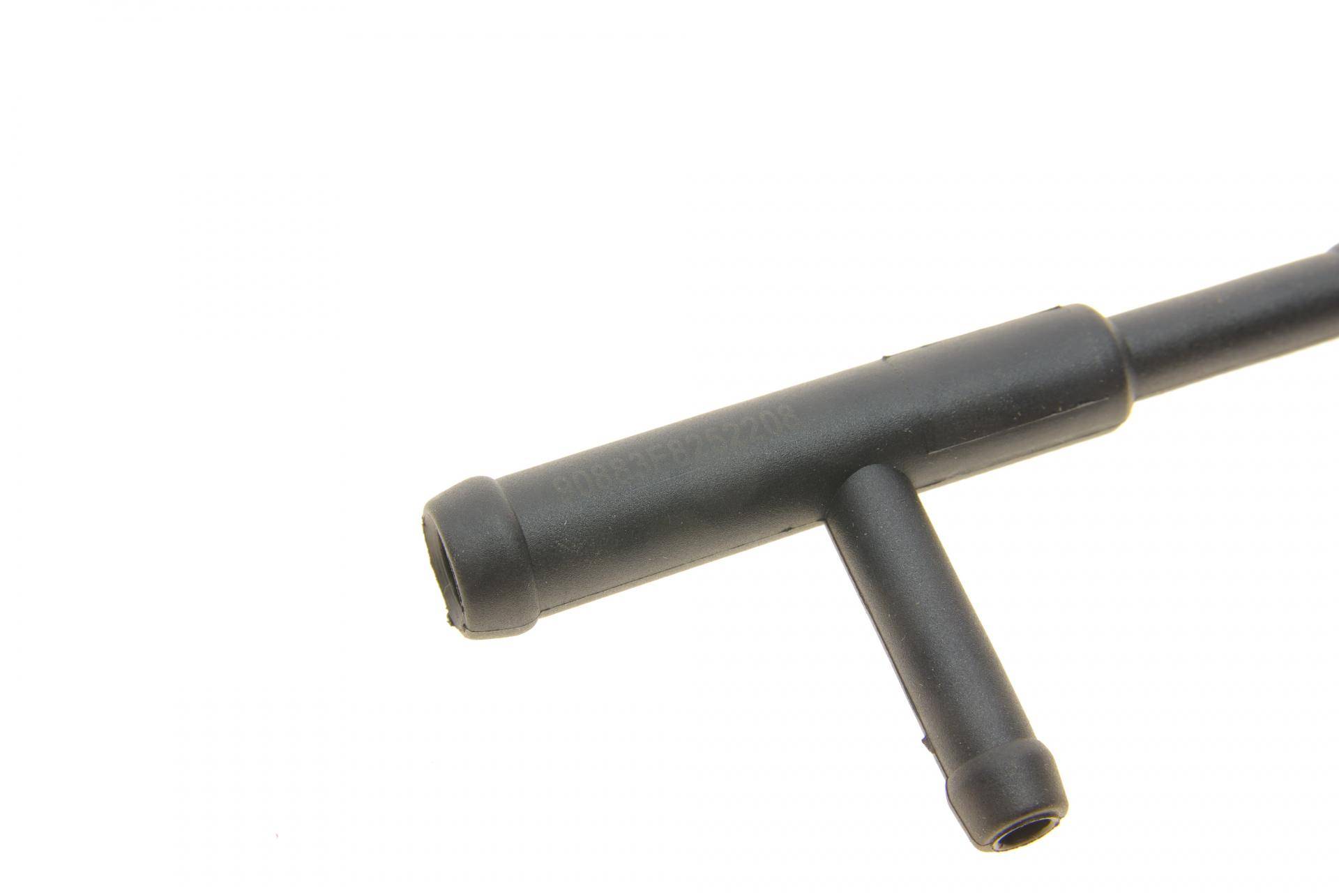 Трійник системи охолодження VW T4 1.9/2.4/2.5TDI 90-03