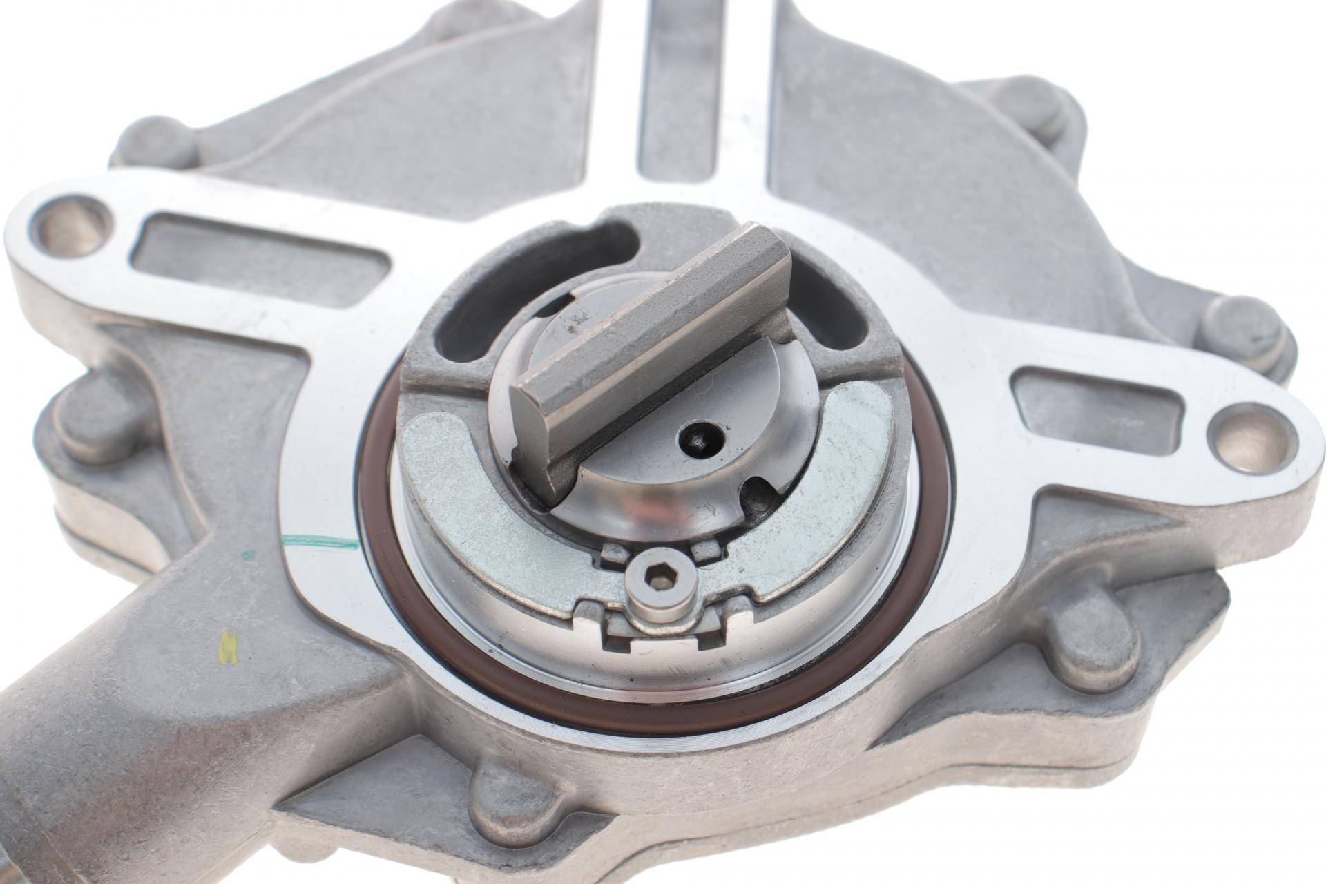 Насос вакуумний BMW 1 (E81-88)/3(E46-93)/X3(E83)/Z4(E85) 1.8/2.0 00-15