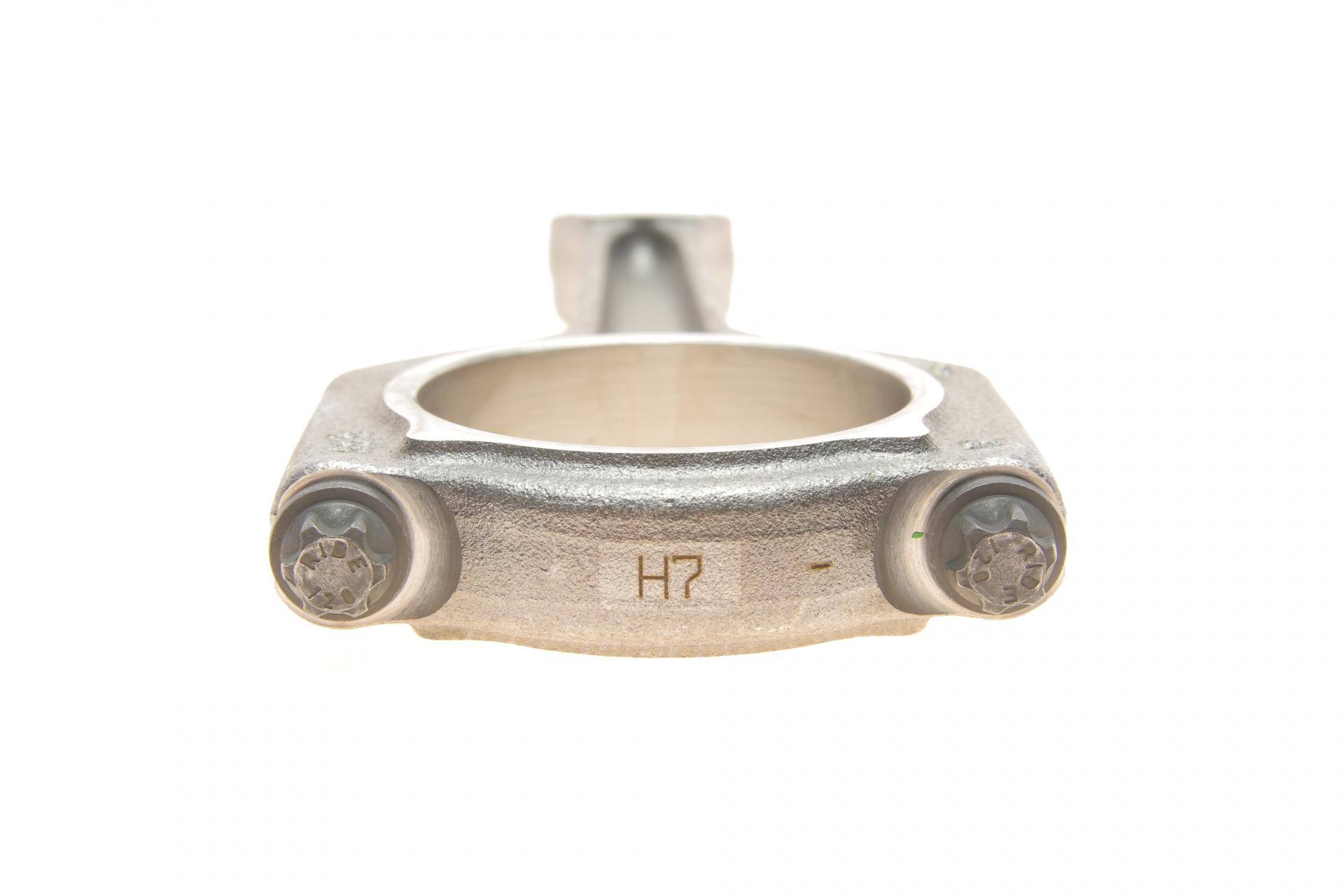 Шатуни (к-кт 4шт.) BMW 3 (F30) 11-/X5 (F15) 13-18/N20/N26