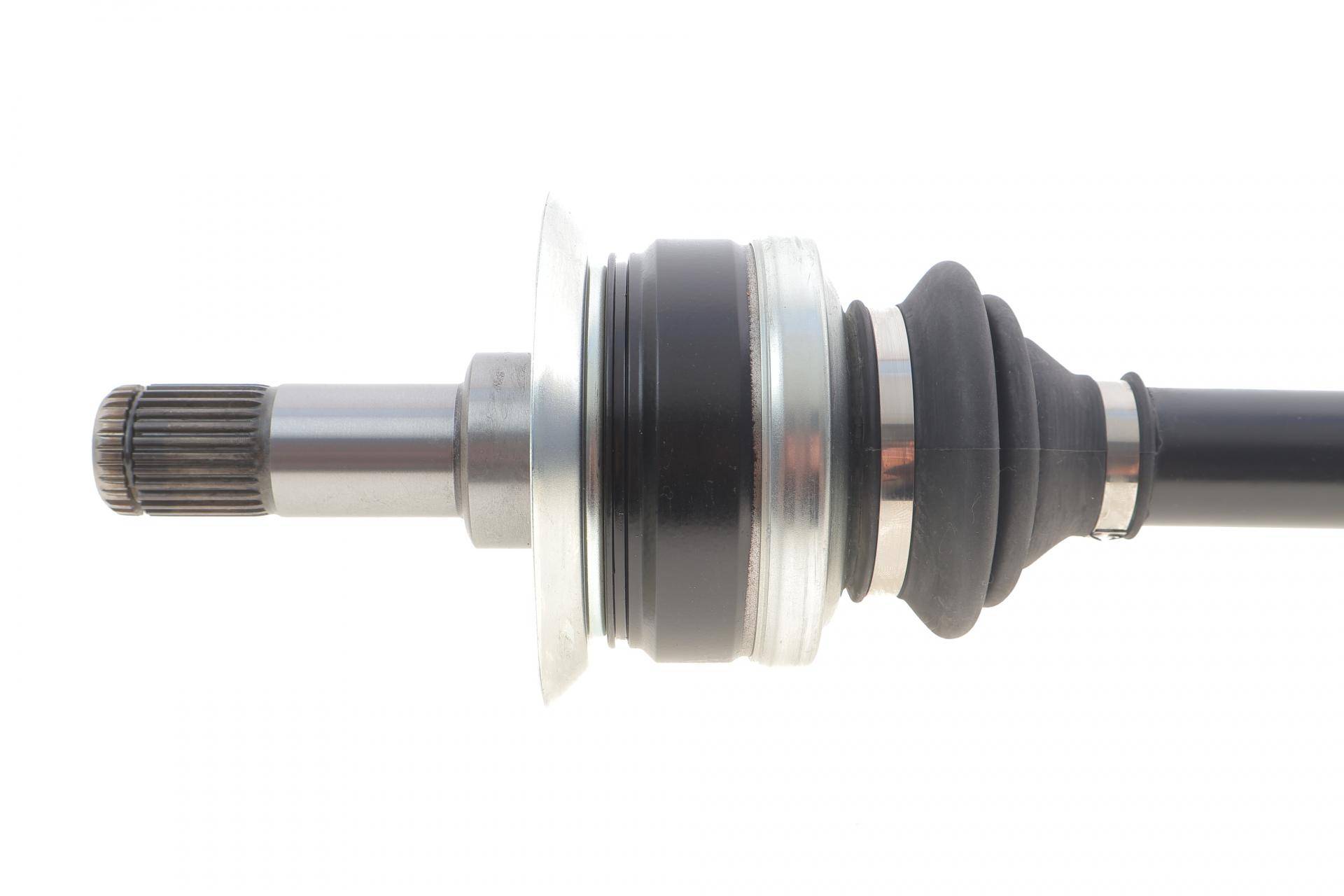 Піввісь (задня) (L) BMW 5 (F10/F11) 10-17 N20/N47/N57 (30x28zx763mm)