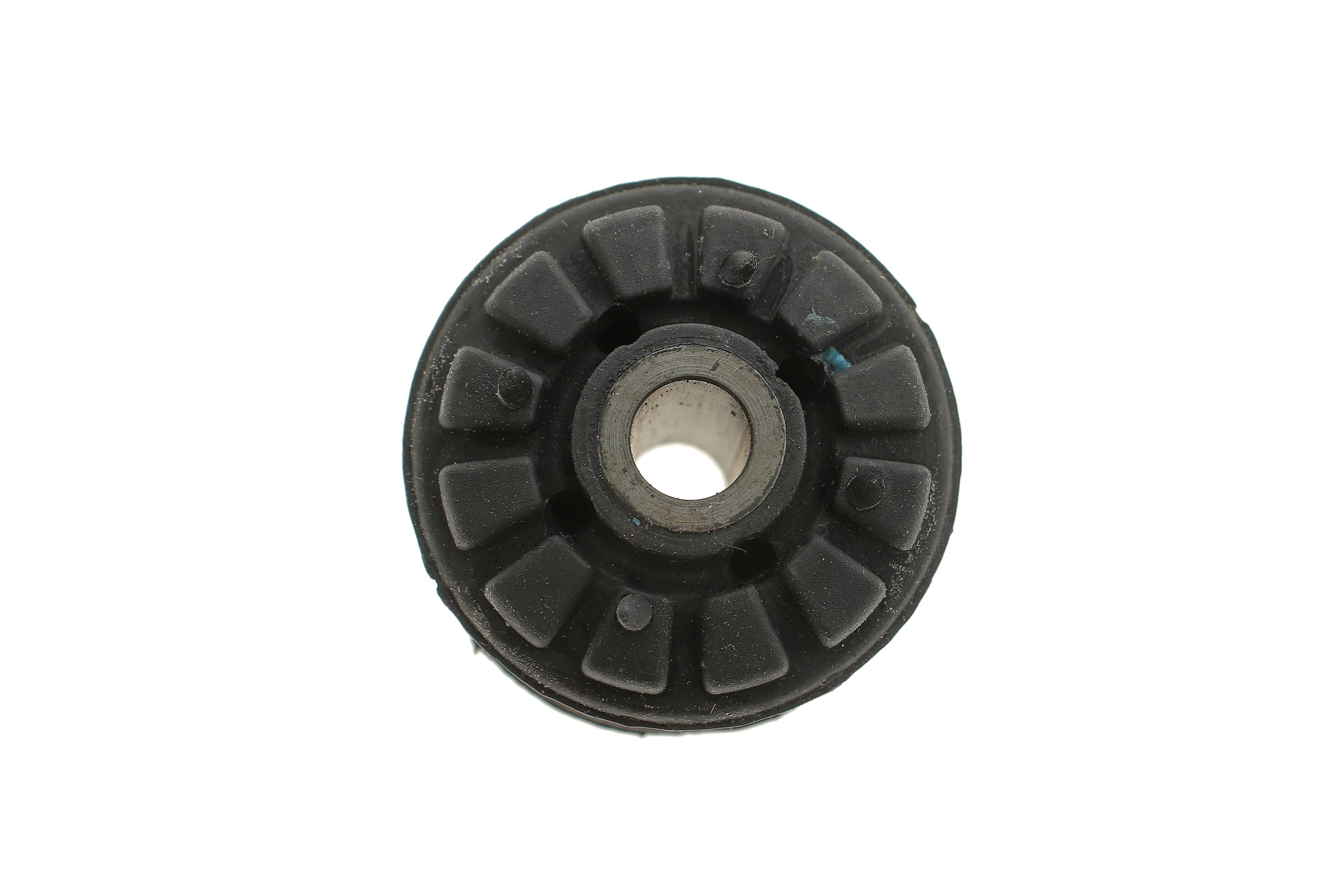 Сайлентблок важеля (переднього) Audi 80/90 -94/VW Passat -88 (попер.)