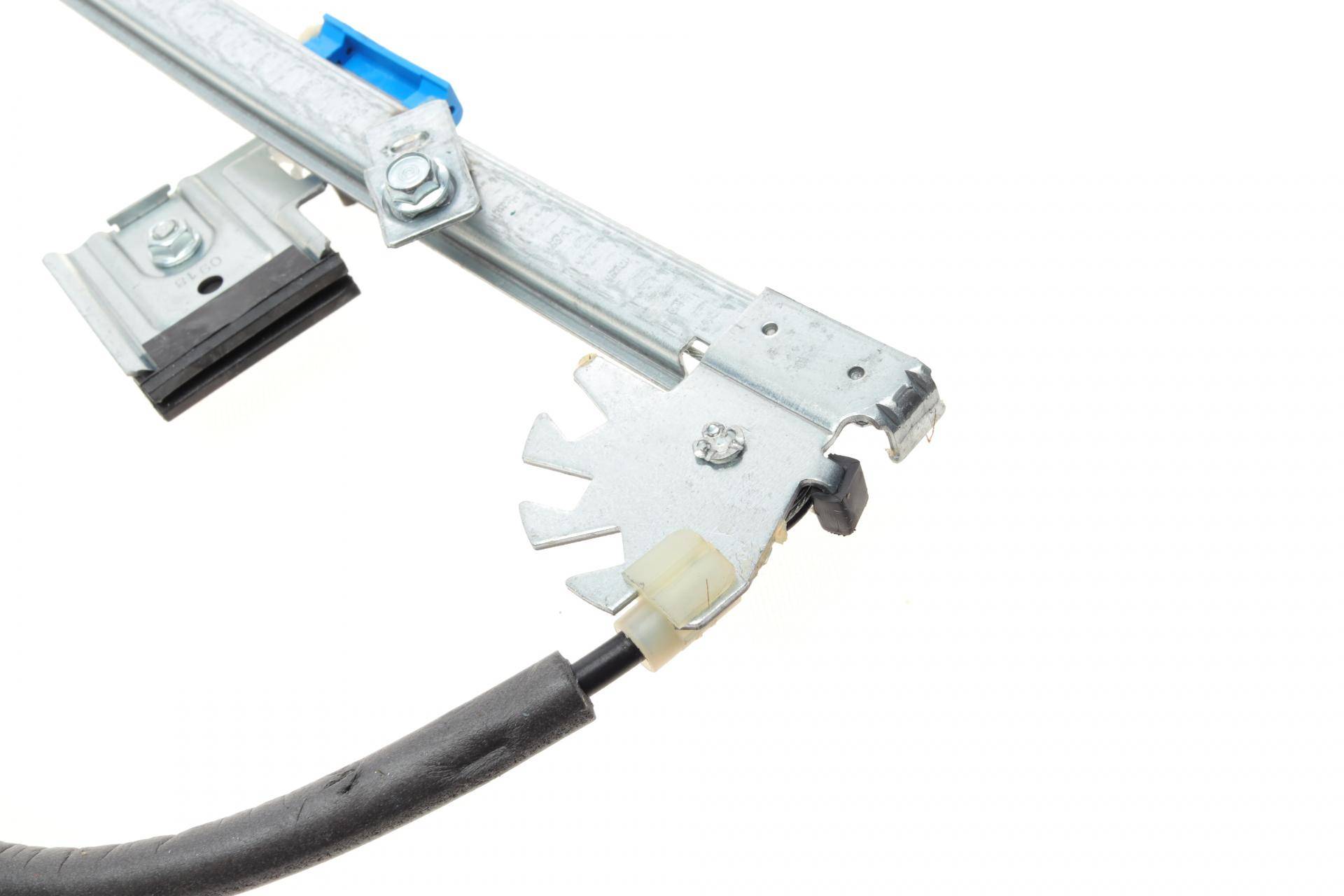 Склопідіймач (передній) Skoda Fabia 99-08 (L) (електро) (без моторчика)