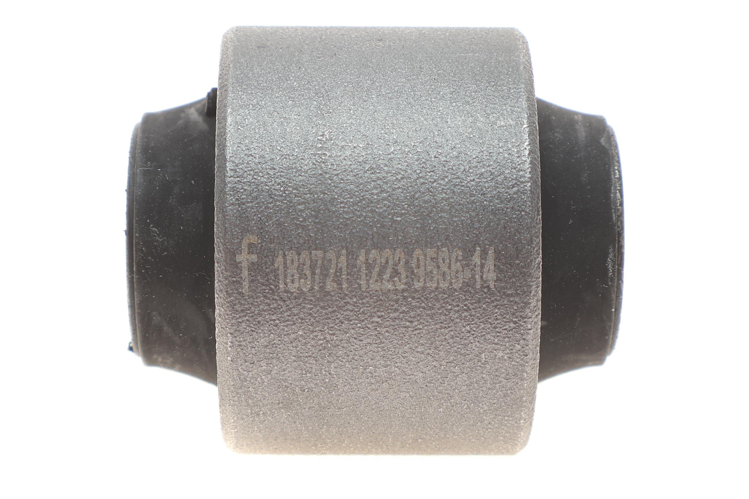 Сайлентблок важеля (заднього) Hyundai Santa Fe 2.0-2.4 CRDi/Kia Sportage 2.0 CRDi 10-