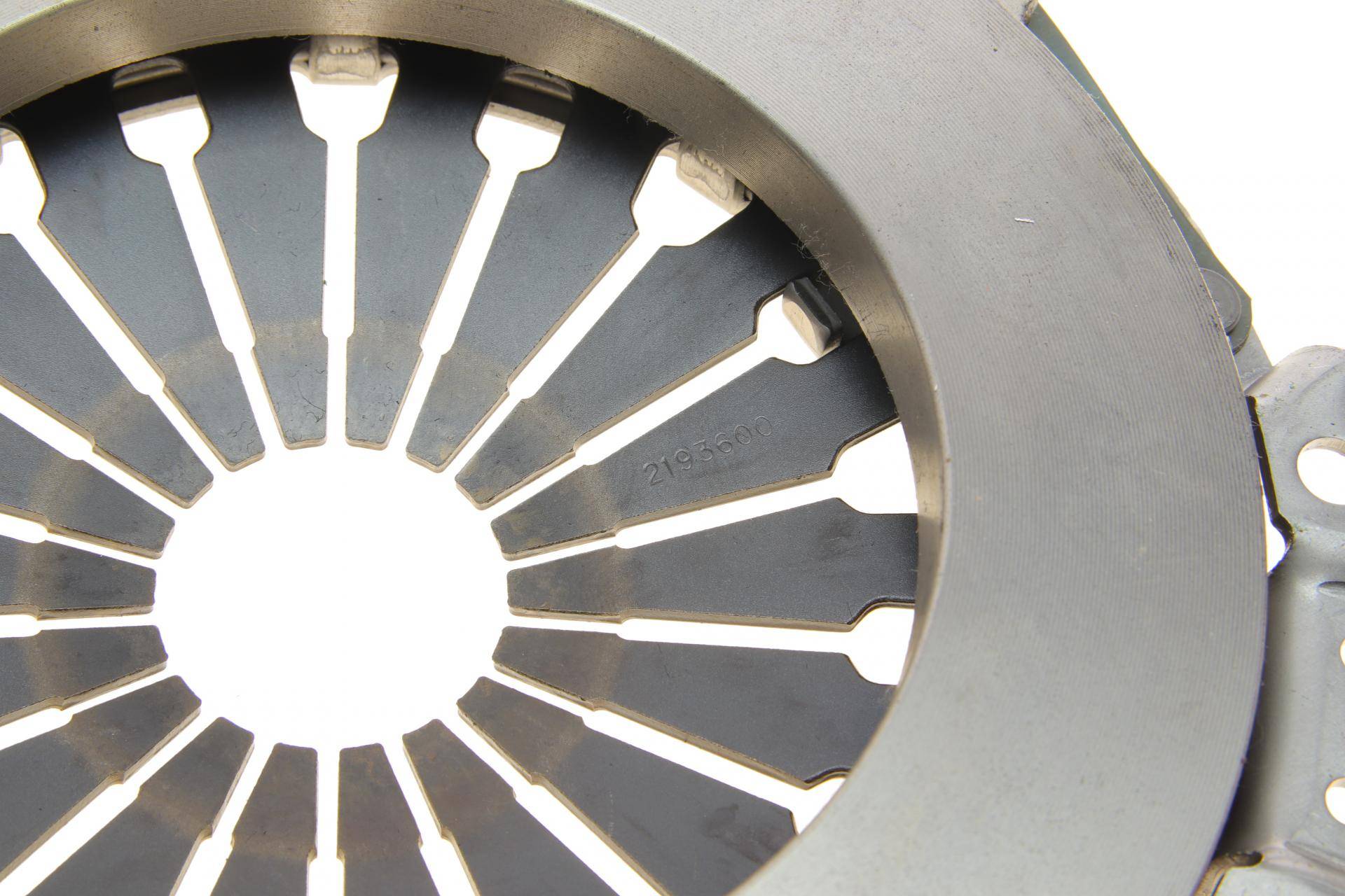 Комплект зчеплення Hyundai i20/i30/Kia Ceed/Rio 1.4 13-