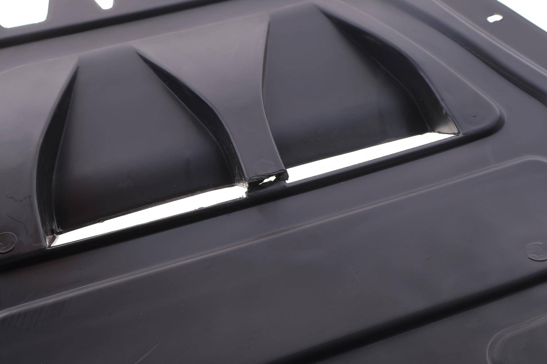 Ізоляція моторного відділення VW Golf V/VI/Touran 03-15(незначне пошкодження)