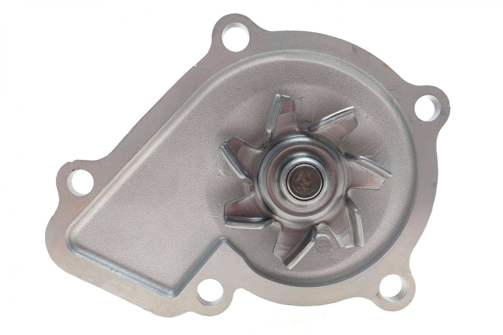 Помпа води Ford Maverick 2.4i 93-98/Nissan Terrano 2.4 93-07