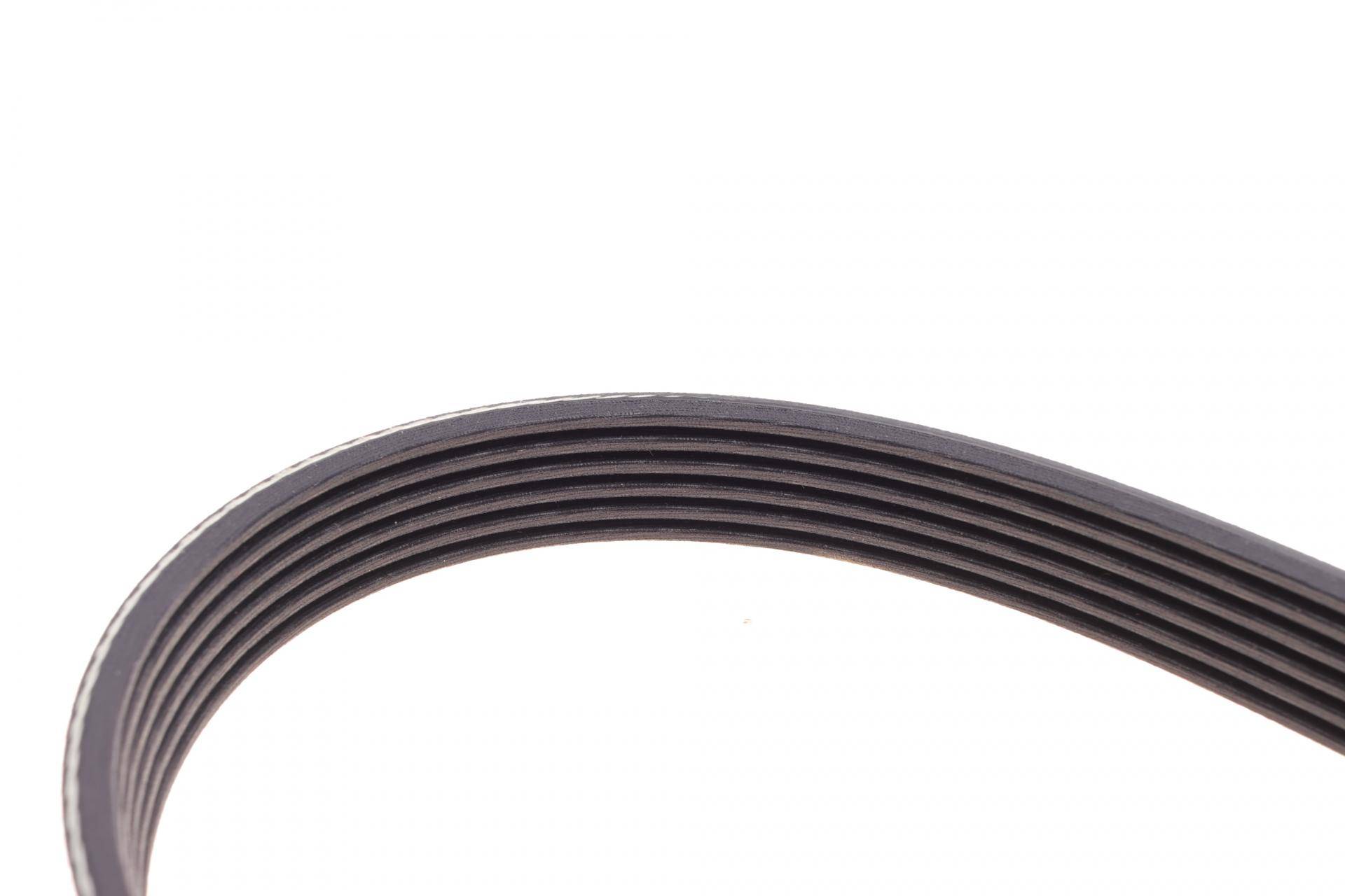 Комплект ременя генератора Audi Q2/A3/VW Tiguan 2.0 12-