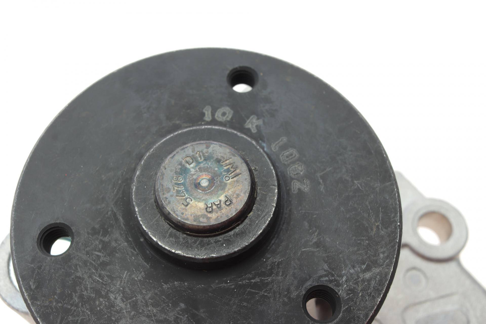 Помпа води Citroen C4/Mitsubishi Lancer VIII/Outlander/Peugeot 4007 1.8/2.0/2.4/4WD 08-