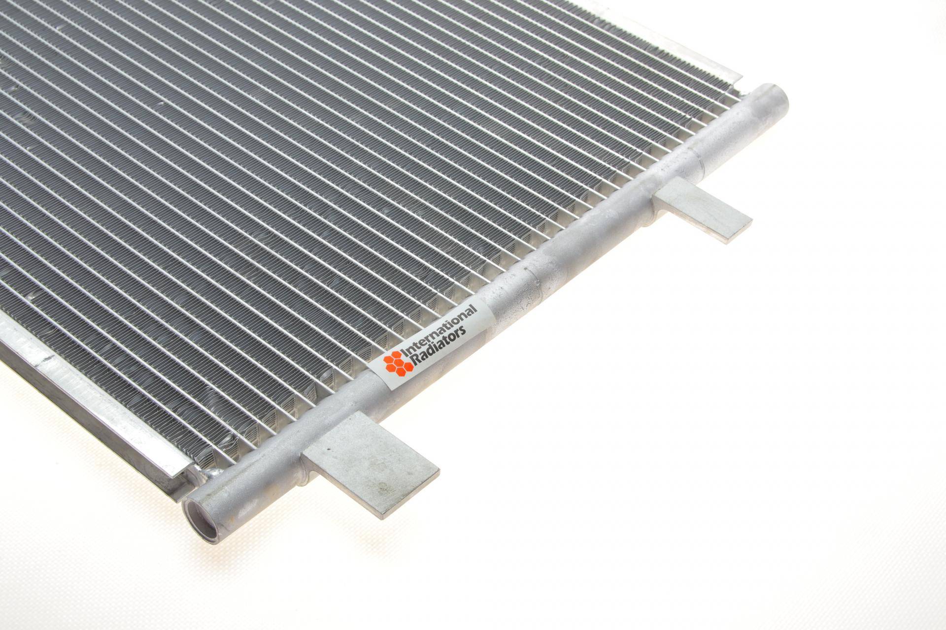 Радіатор кондиціонера (з осушувачем) Mazda 3 1.6-2.0MZR/2.3MPS T 08-14