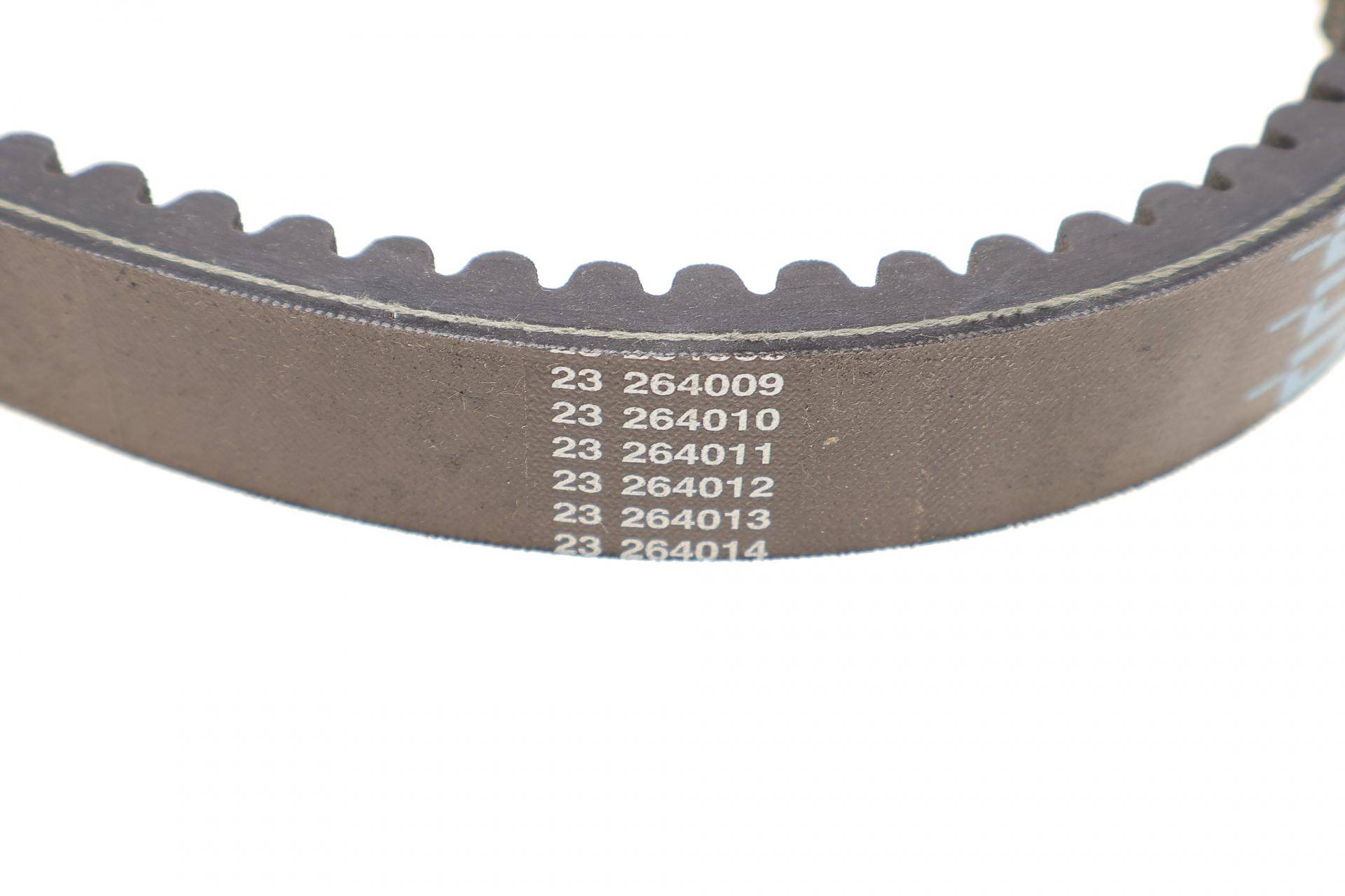 Ремінь приводу колеса Yamaha Bruin 350 /Grizzly 350/400/450/Kodiak 350 (30.6x841)