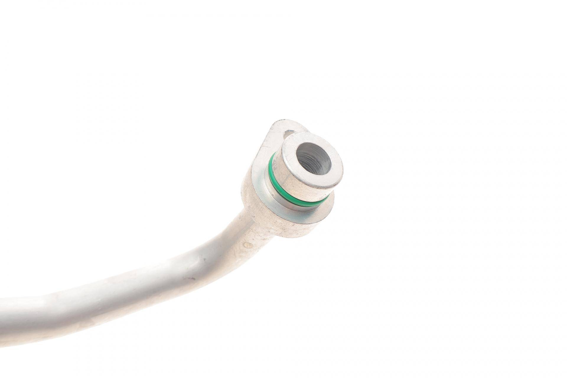 Трубка кондиціонера Renault Trafic 2.0CDTI 06-