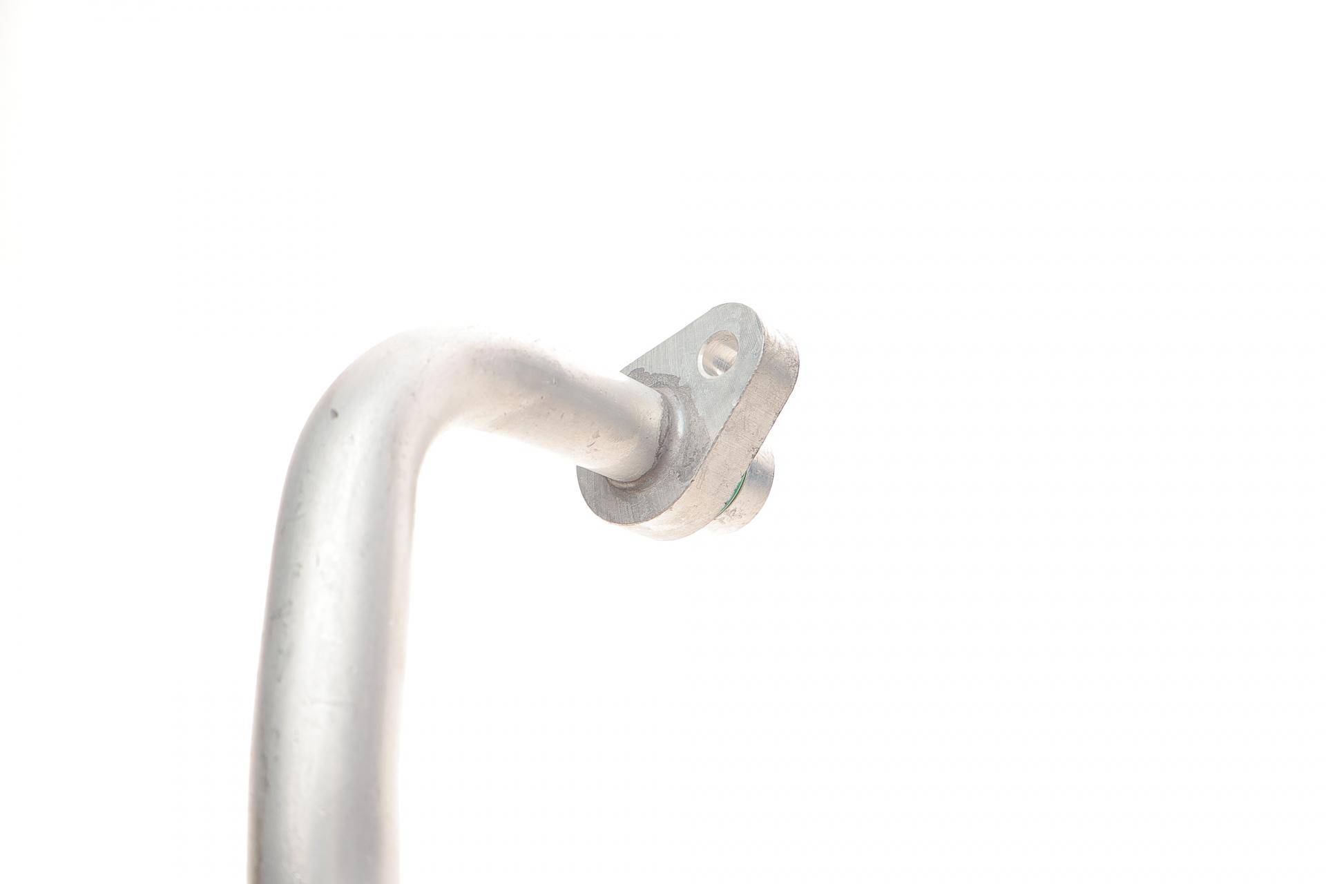 Трубка кондиціонера Renault Trafic 2.0CDTI 06-