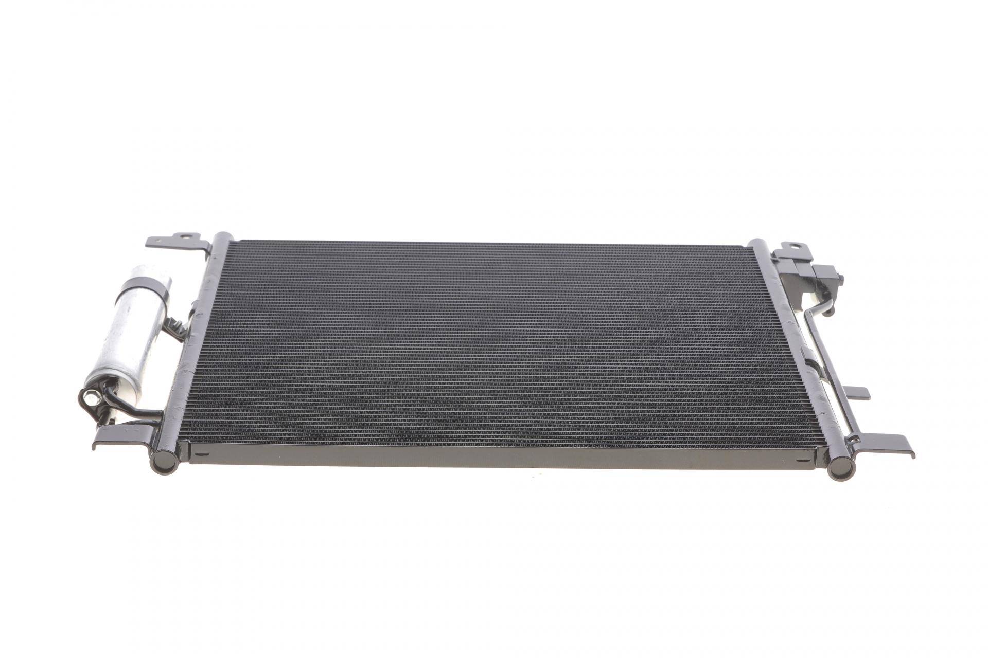 Радіатор кондиціонера (з осушувачем) Nissan Juke 1.5 dCi 10-