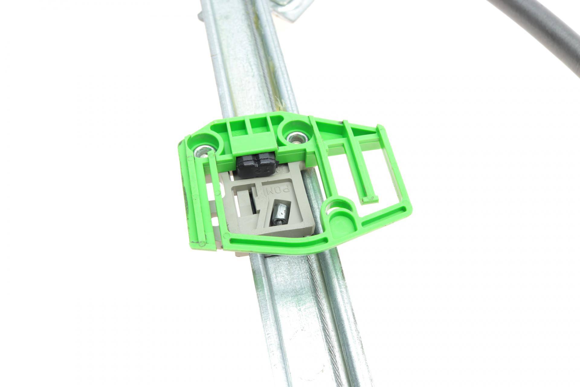 Склопідіймач (передній) Skoda Rapid/Seat Toledo 12- (R) (електро)(без моторчика)