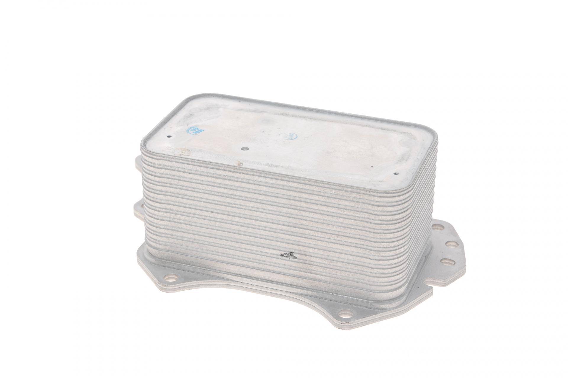 Радіатор масляний MB Vito/Opel Vivaro/Renault Trafic 1.6 CDTI/dCi 14- (теплообмінник)