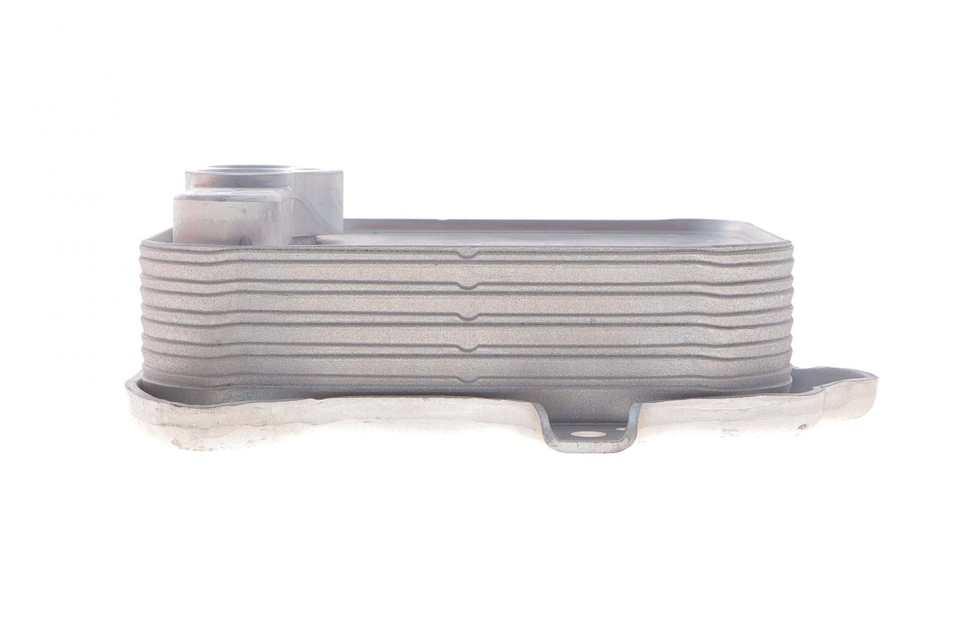 Радіатор масляний VW Golf V/VI 1.4TSI 03-13/Passat 1.4TSI 07-10/1.6FSI 05-08 (теплообмінник)