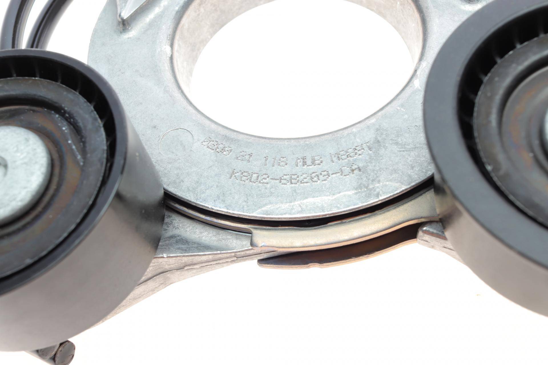 Натяжник ременя генератора Land Rover Defender/Discovery/Range Rover 18-