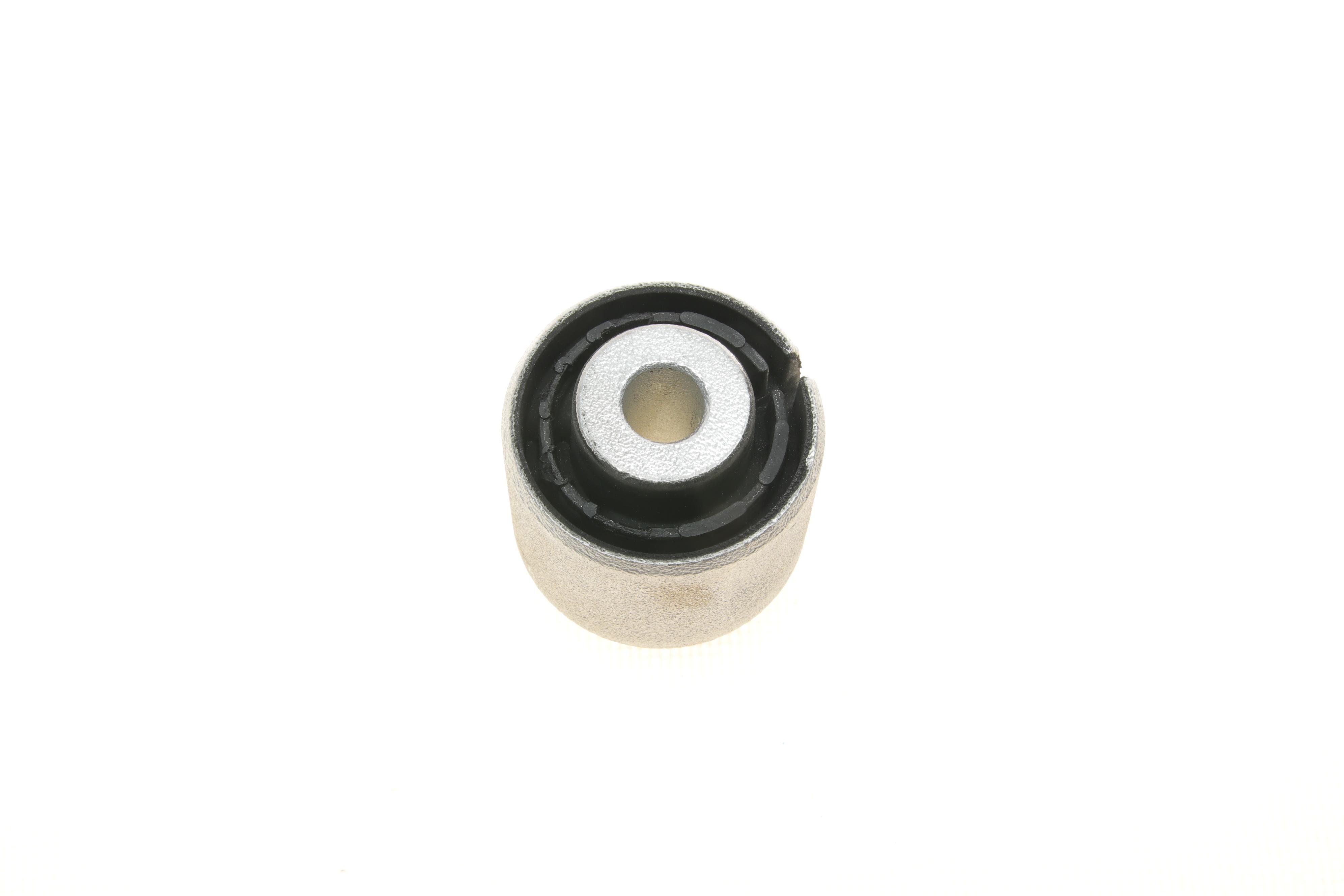 Сайлентблок важеля (заднього/знизу/спереду) Audi A4/A5 15-