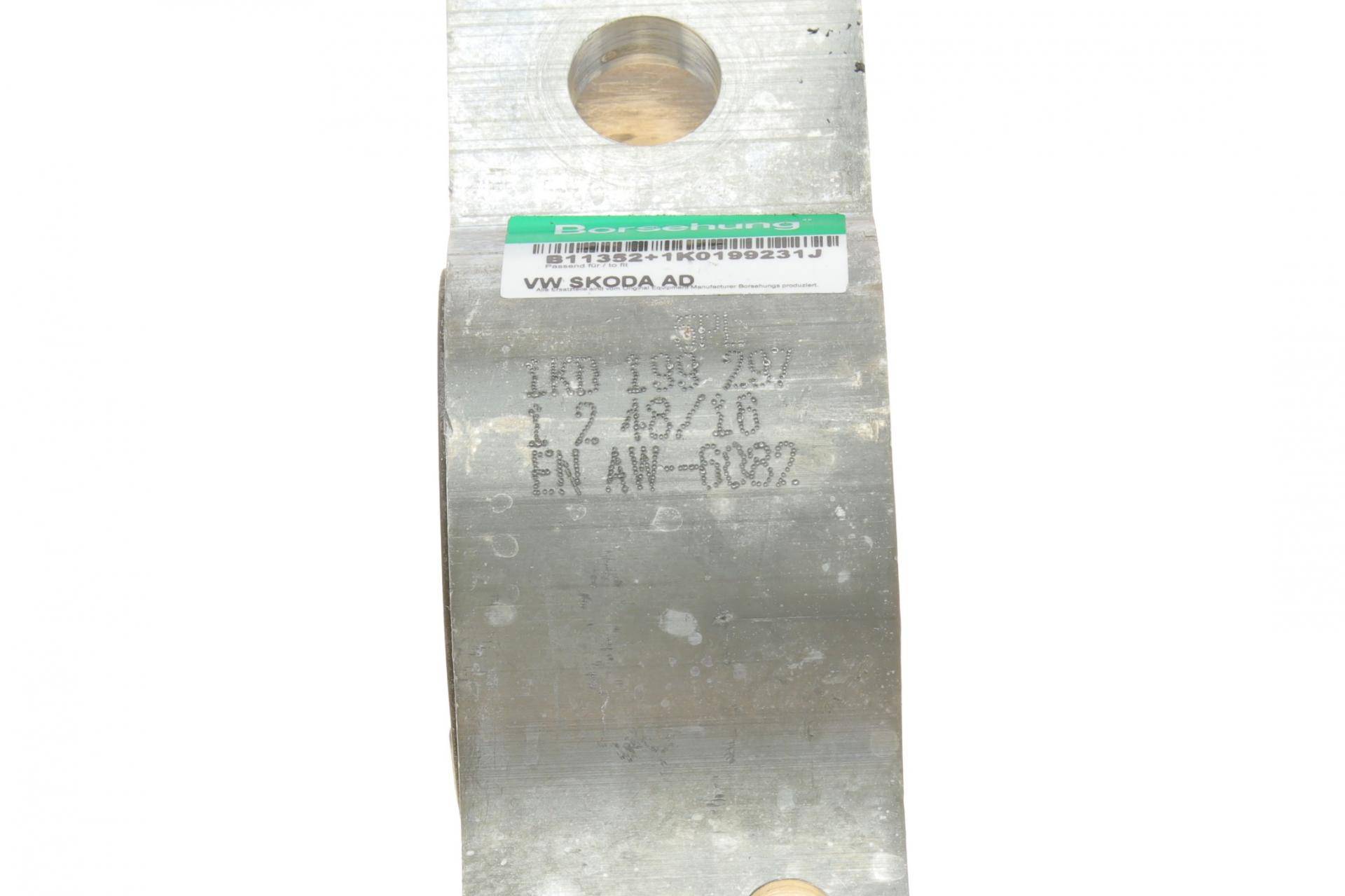 Сайлентблок важеля (переднього/ззаду) VW Caddy/Golf 03-13 (L)