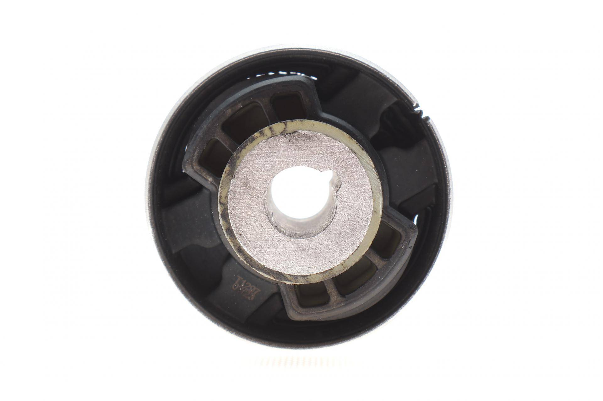 Сайлентблок важеля (переднього/знизу) MB Sprinter 907/910 2.0D-Electric 18-