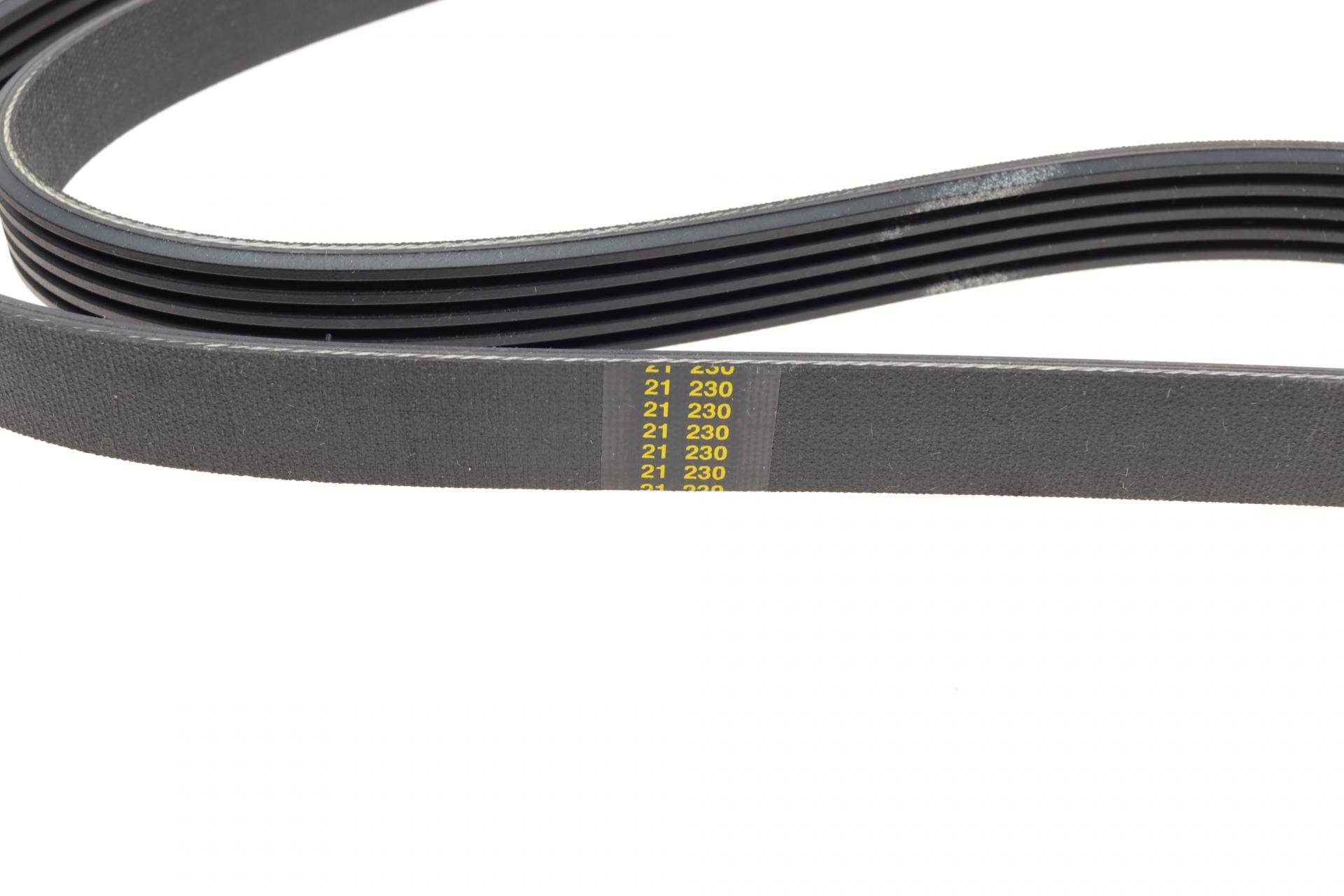 Ремінь генератора Toyota Camry 1.8-2.2 83-02/Rav4 2.0 94-00/Mazda 626 II 1.6/2.0 82-87 (5PK1000)