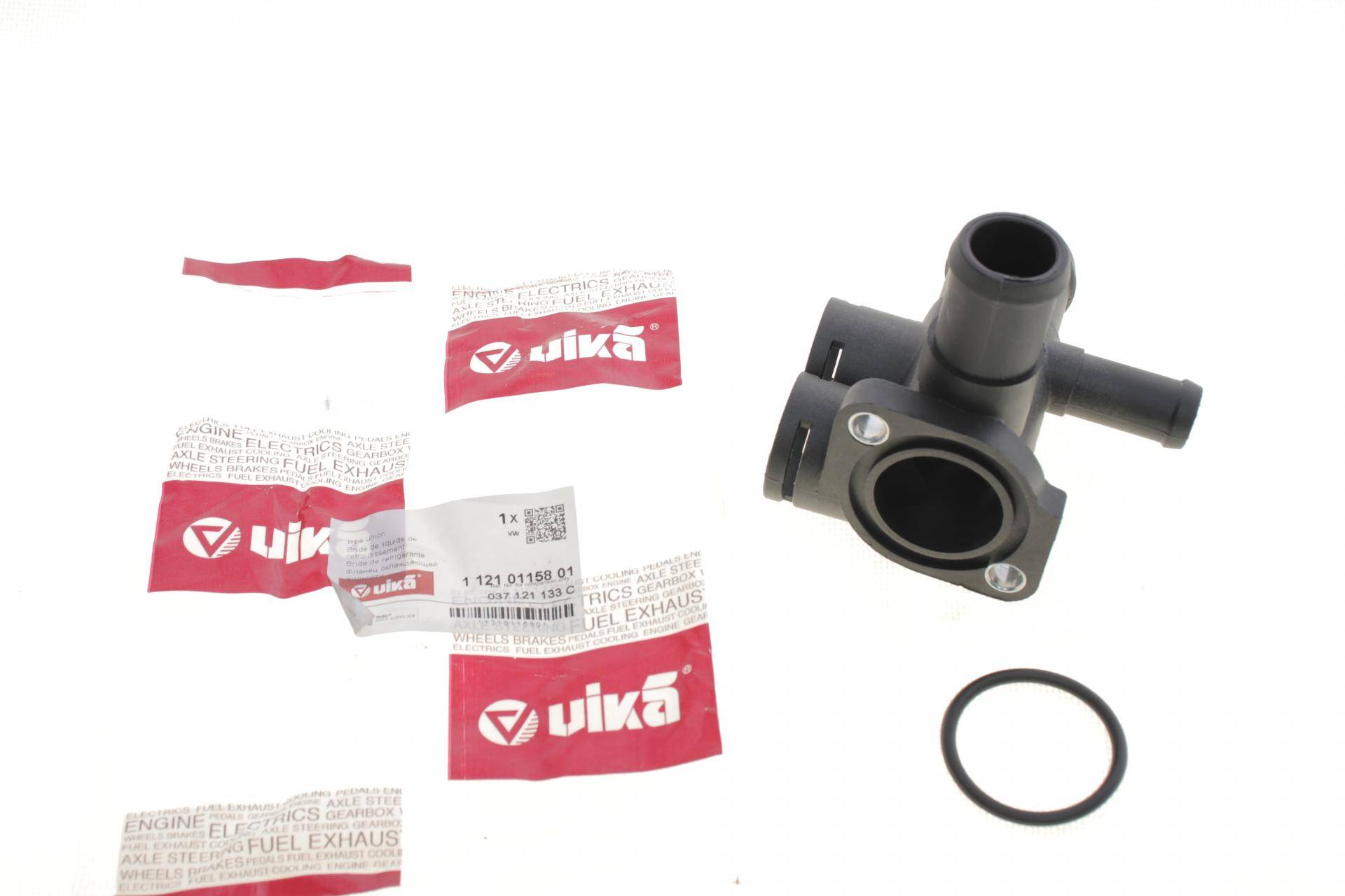 Фланець системи охолодження VW T4 2.0/Golf/Passat/Jetta 1.8 82-03