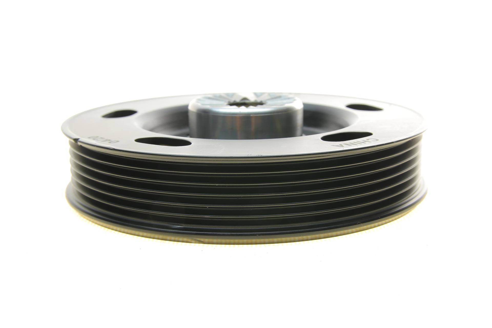 Шків колінчастого валу VW Golf VI/Passat/Audi A6 2.0TSI/2.0GTI/2.0TFSI 04- (з болтом)