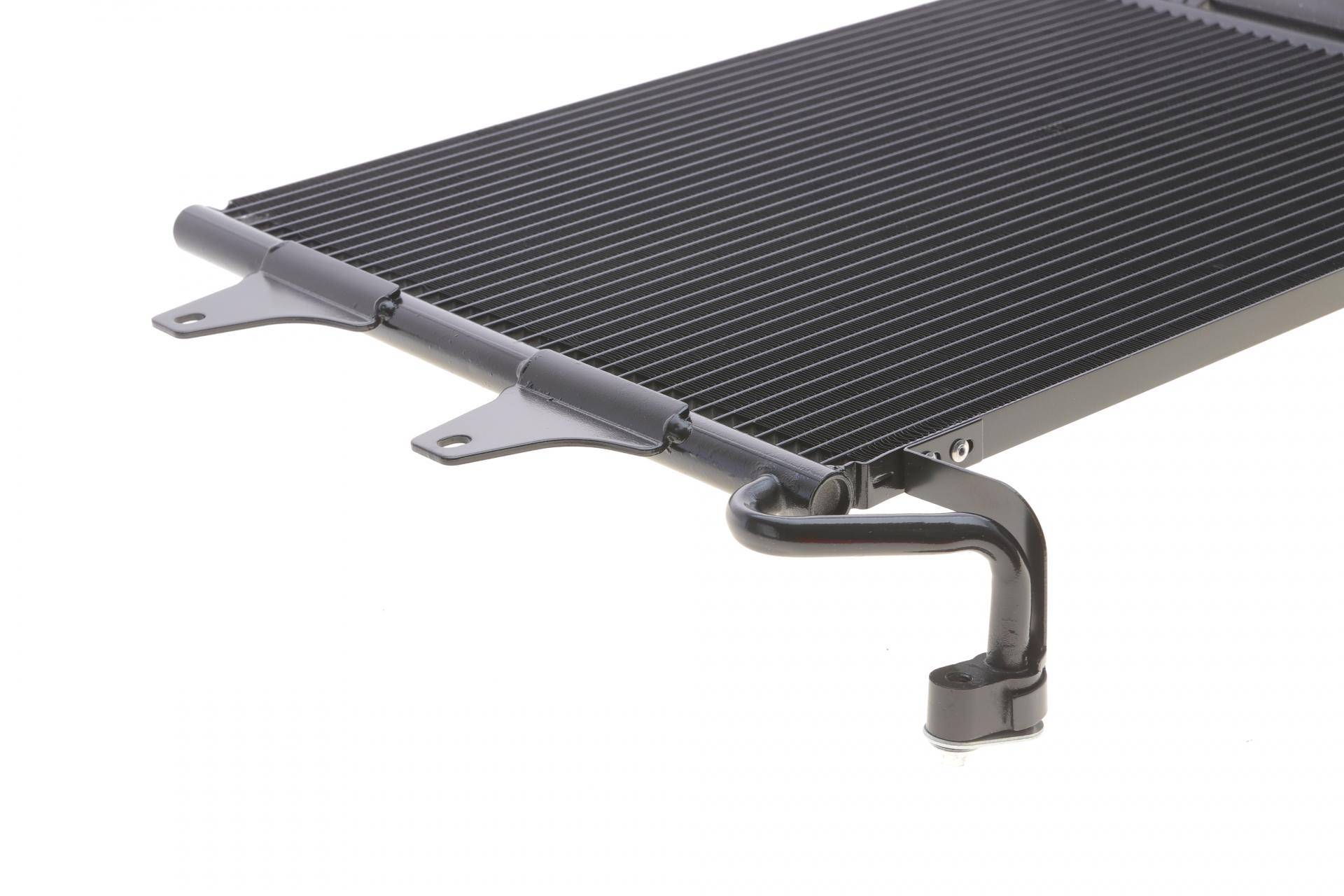 Радіатор кондиціонера Skoda Fabia 99-14/Roomster 06-15