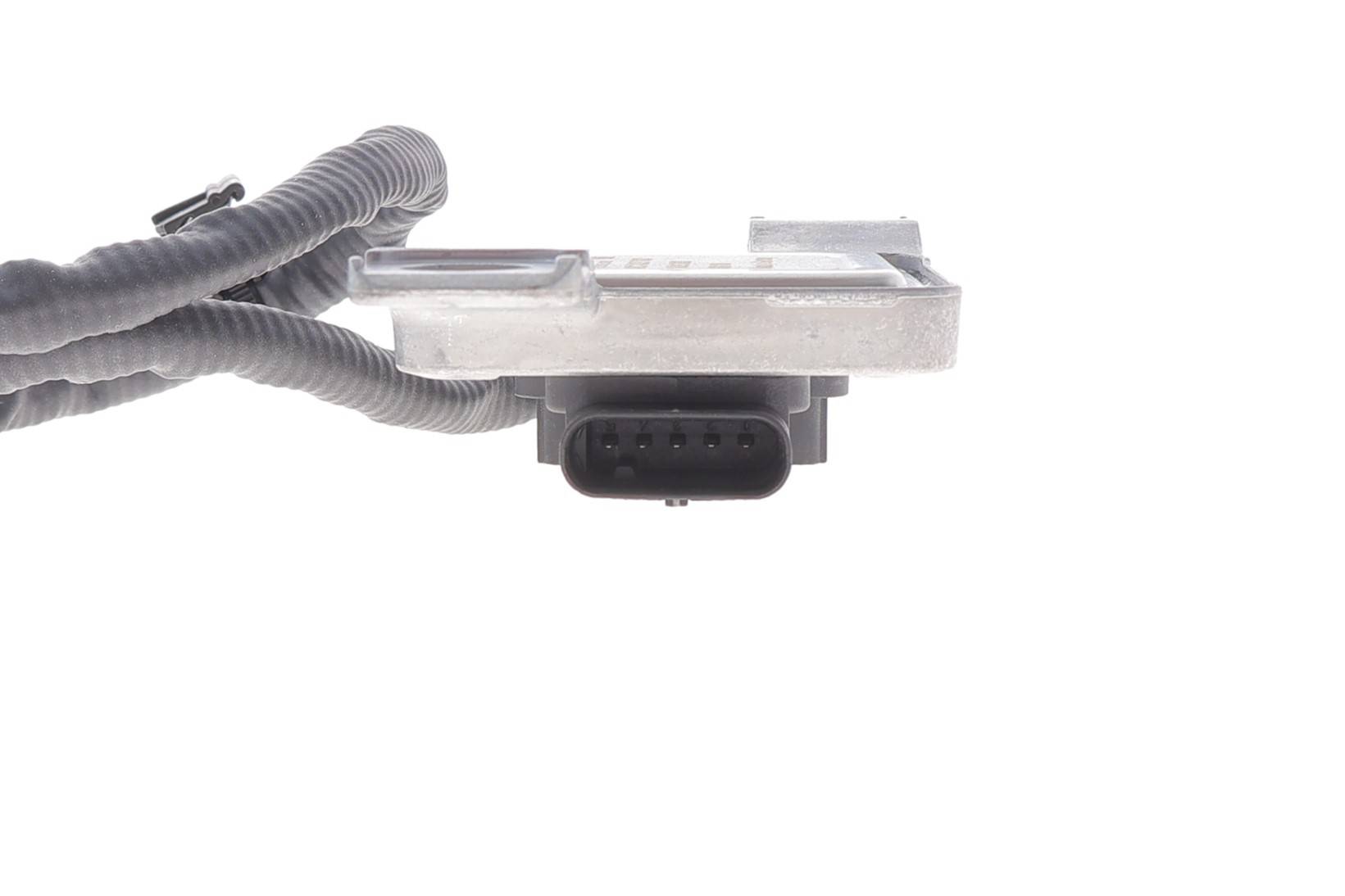 Датчик оксидів азоту (NOx) Audi A4/A6/VW Touareg 3.0 TDI 07-18