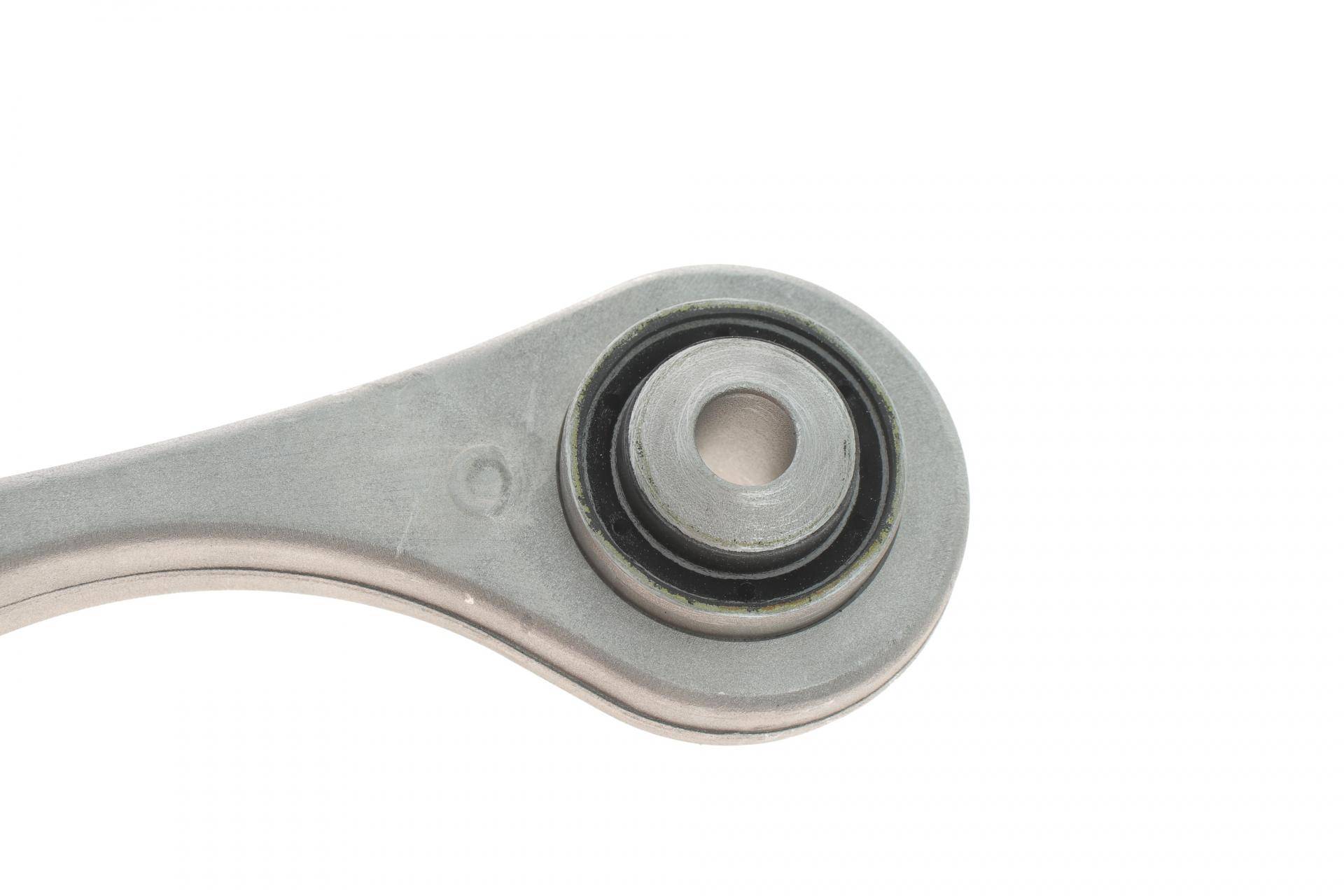 Важіль підвіски (задній/зверху/посередине) (R) MB S-class (W221) 2.1-6.3 05-