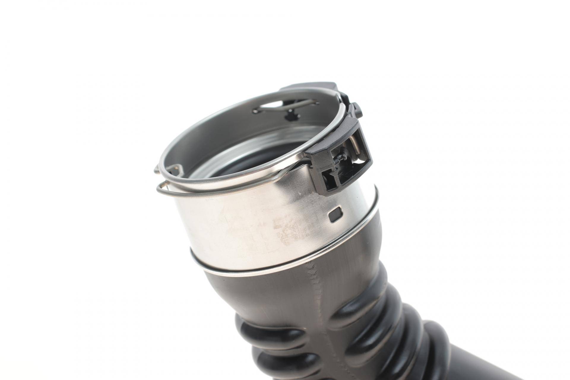 Патрубок інтеркулера Renault Megane IV/Scenic IV/Nissan Qashqai 1.5 dCi 15-