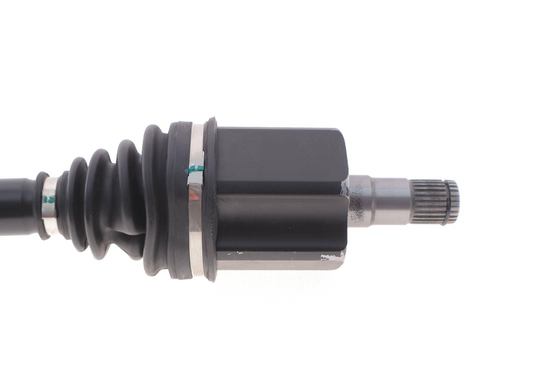 Піввісь (передня) (L) Audi Q3 2.0TFSI 14-18/VW Tiguan 2.0TSI/2.0TDI 07-18 (36z/26z/566mm) АКПП