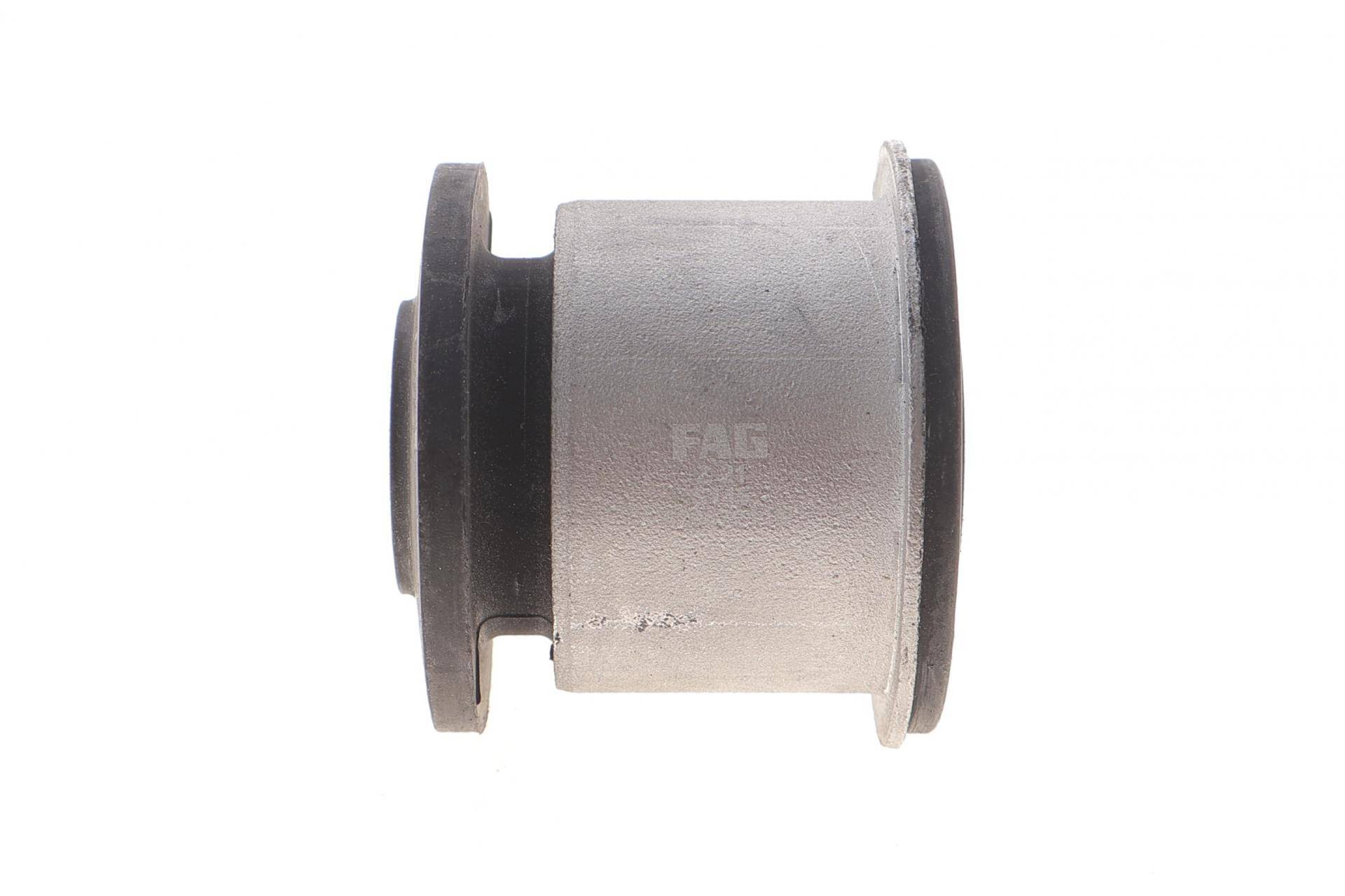 Сайлентблок важеля (переднього/знизу/спереду) MB M-class (W164/W166)/GL-class (X164/X166) 05-15