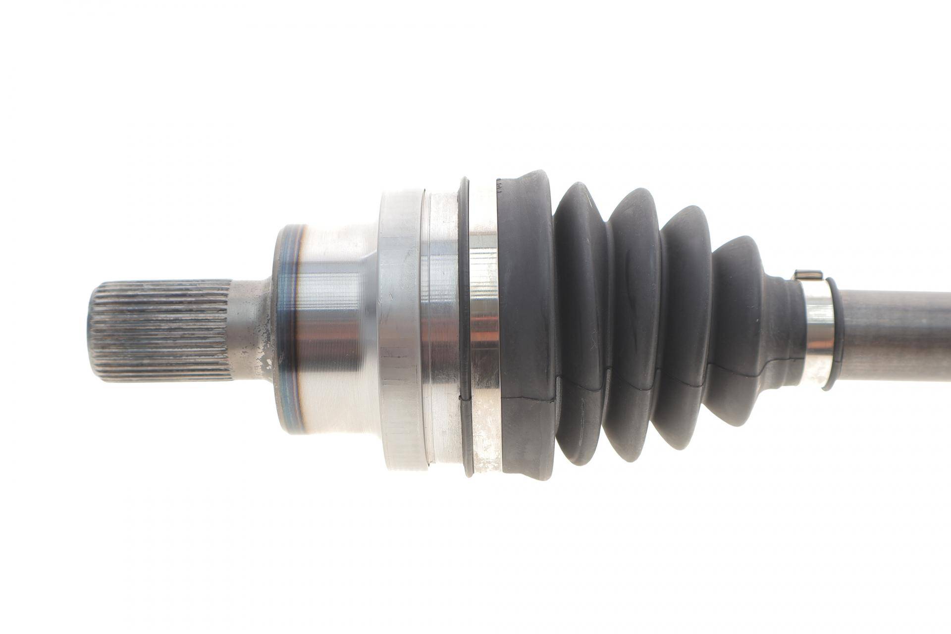 Піввісь (задня) Volvo S60/S80/V60/V70XC60/XC70 2.4D/3.0-4.4 09- (36z/29z/779/751mm) (+ABS44z)