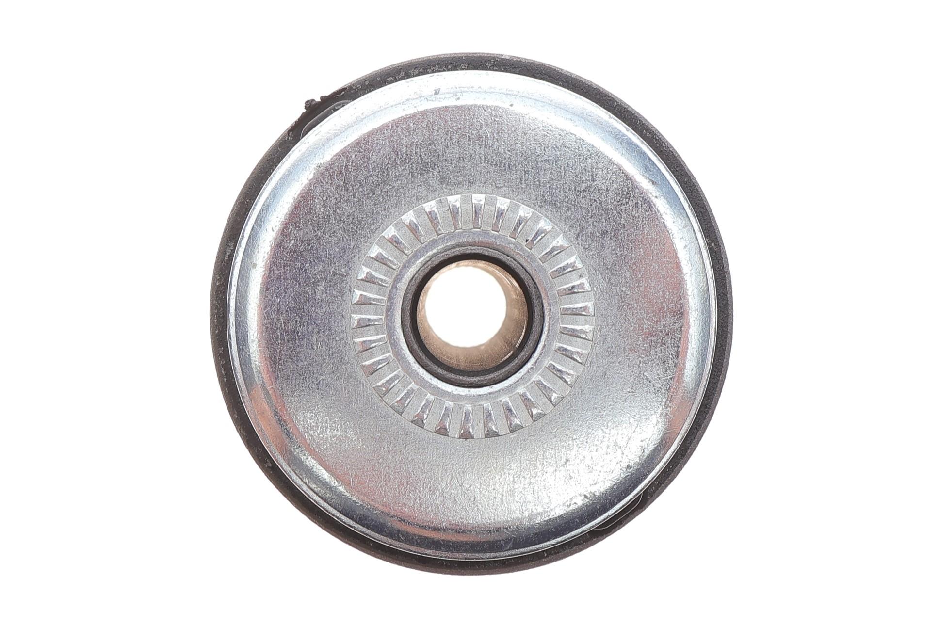 Сайлентблок важеля (переднього/знизу/ззаду) Toyota Land Cruiser 300 02-09