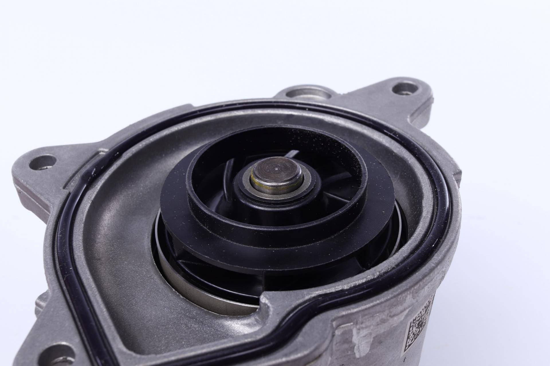 Помпа води VW Caddy 1.2TSI 10-15