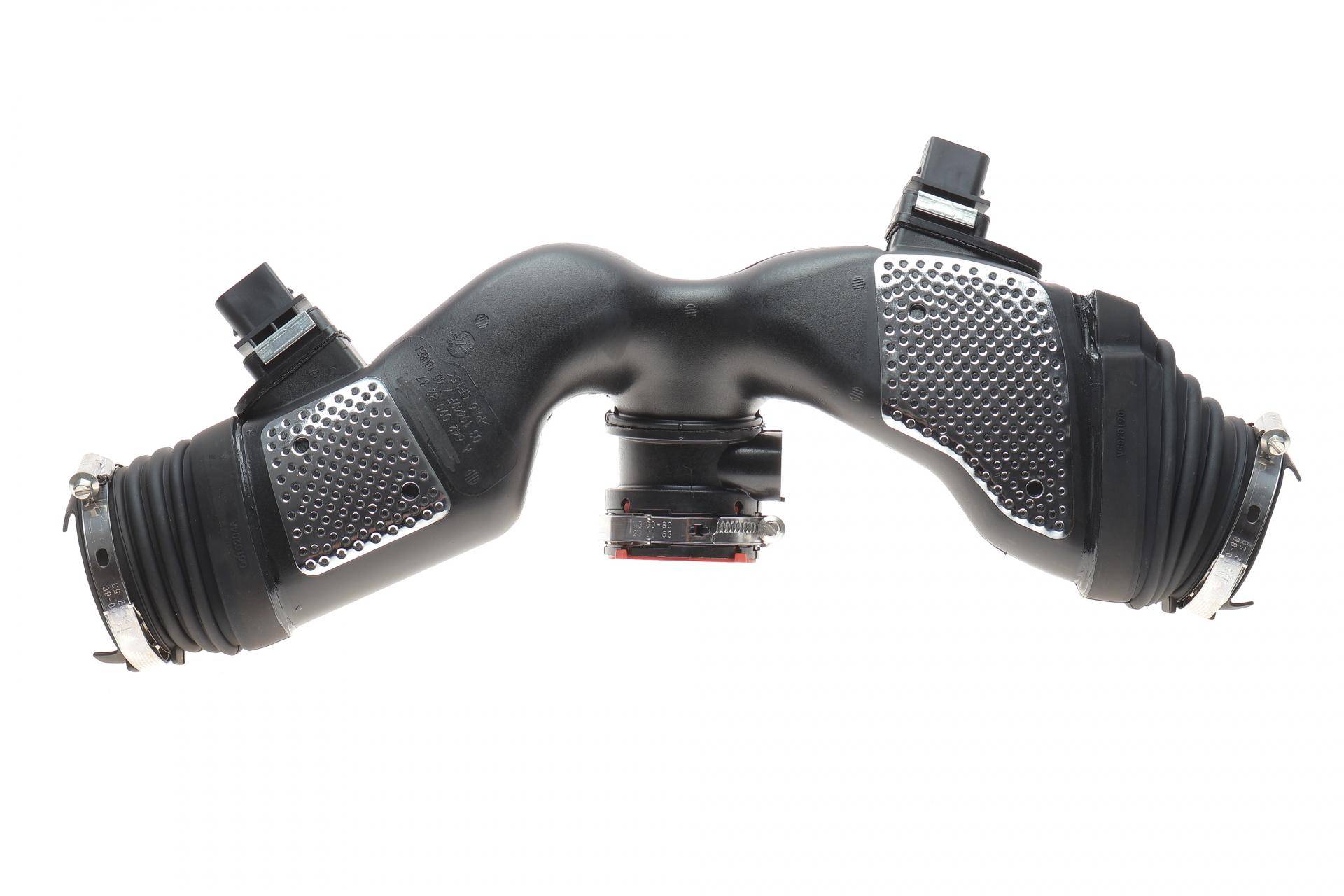 Патрубок фільтра повітряного MB C-class (W203/W204)/E-class (W211/W212) 3.0 (OM642) 00-16