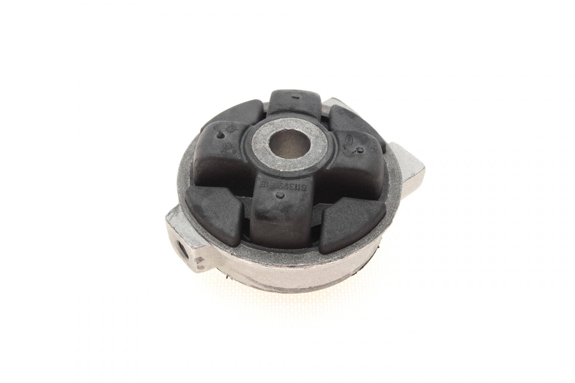 Подушка КПП VW Passat 1.3-1.8 -88