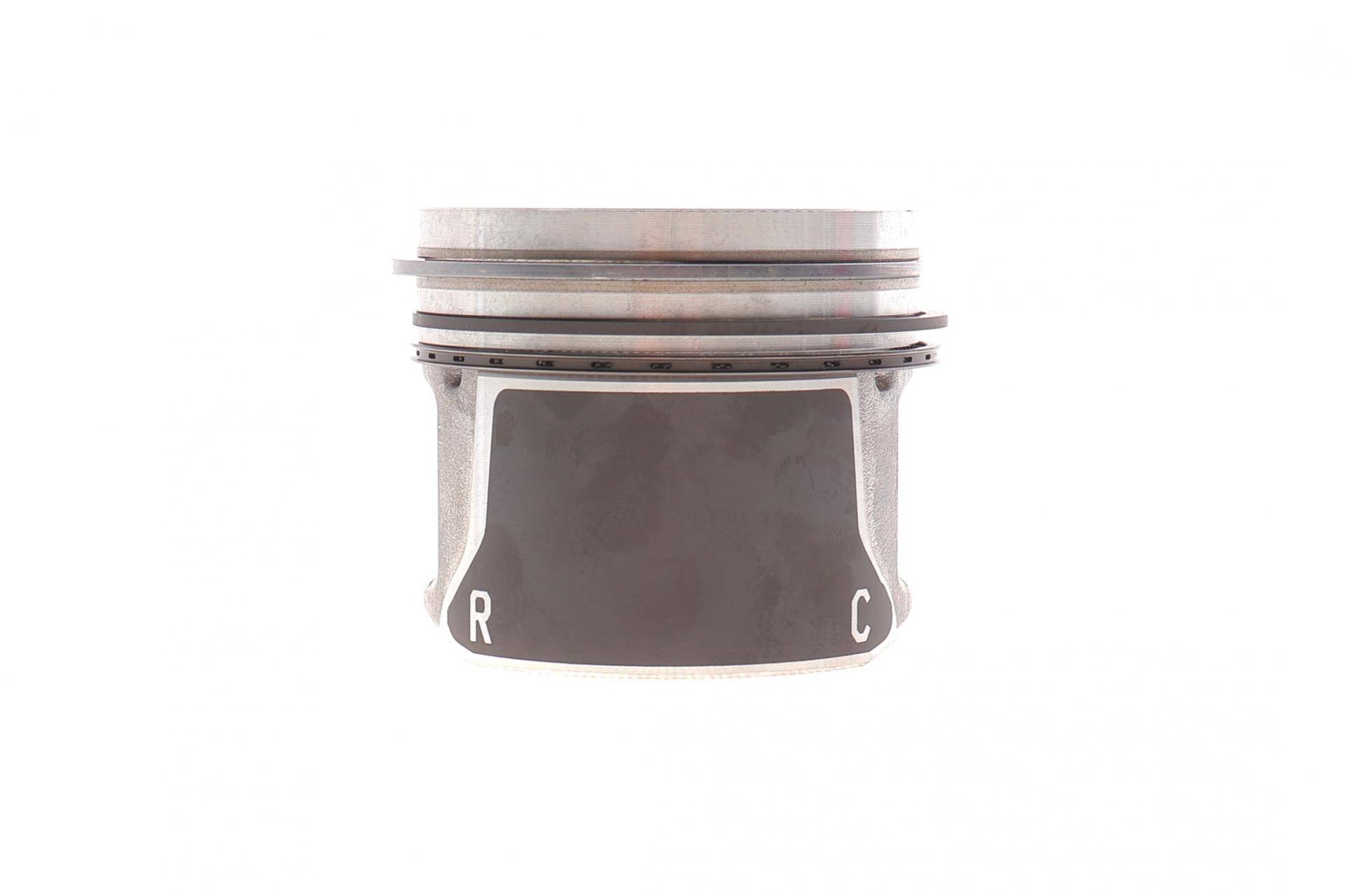 Поршень Ford Focus II 1.8TDCi 04-12 (83.00mm/+0.50)=7121535000