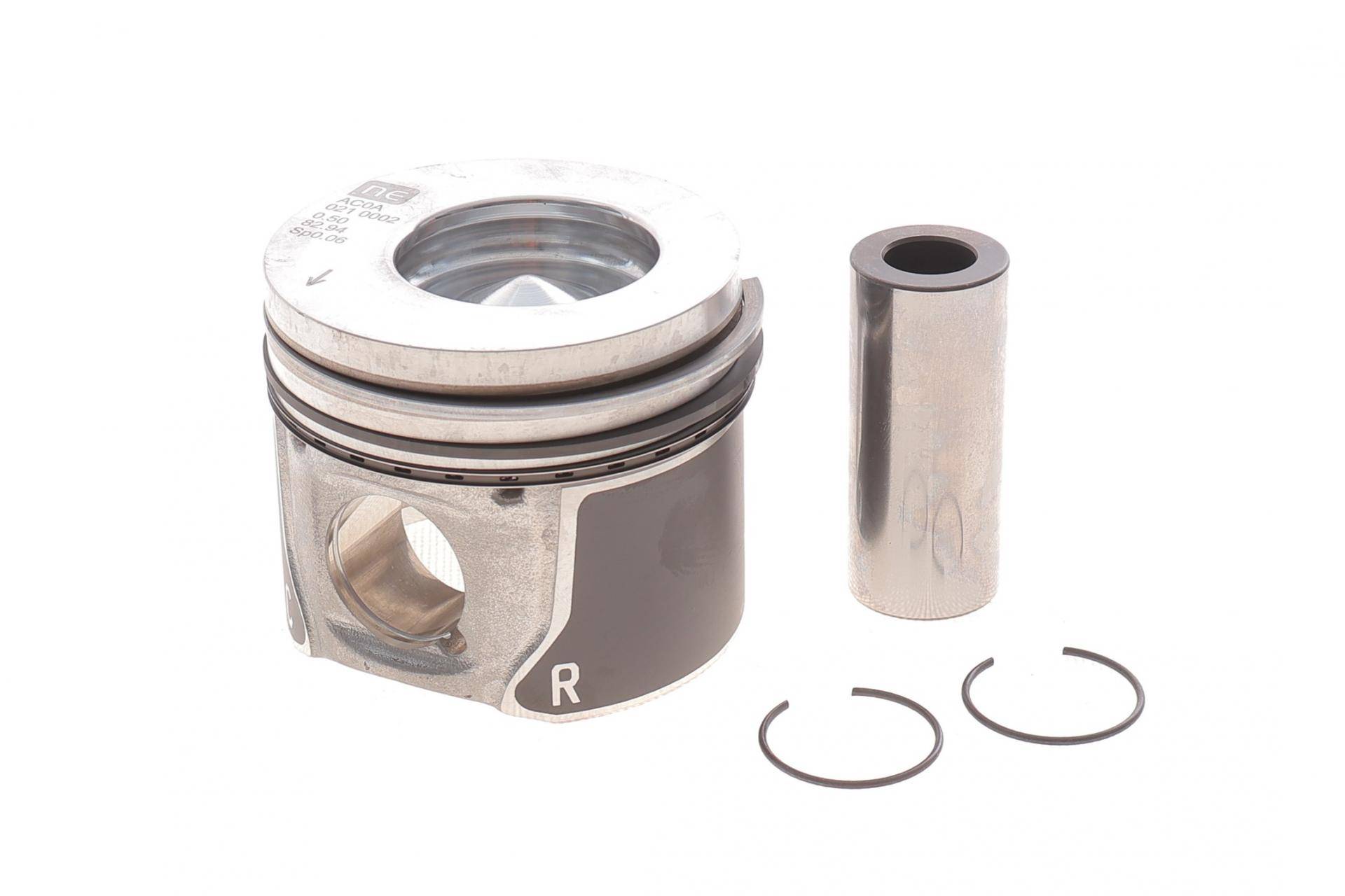 Поршень Ford Focus II 1.8TDCi 04-12 (83.00mm/+0.50)=7121535000