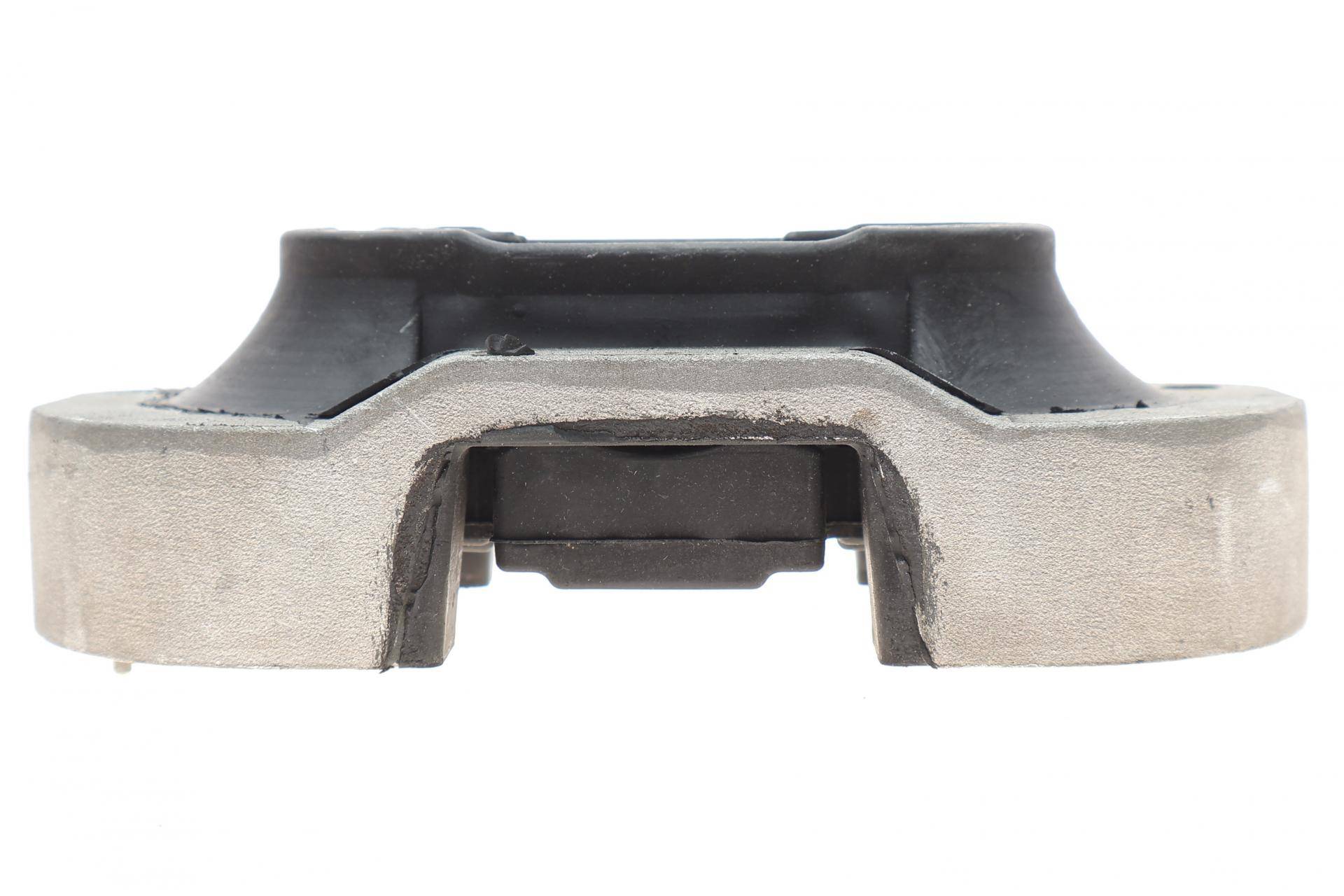 Подушка КПП Ford Transit 2.2TDCi 14- (RWD) ззаду