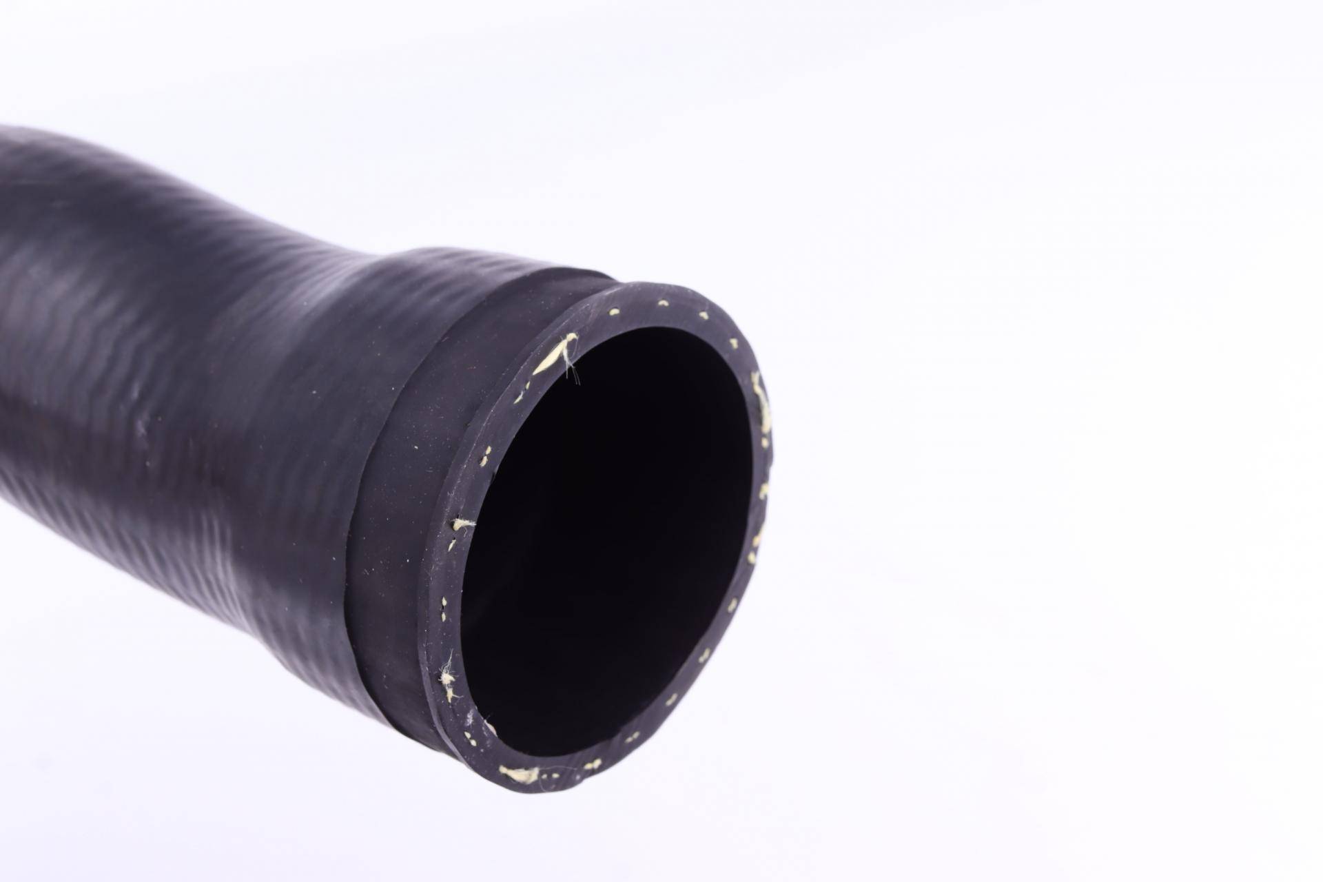 Патрубок інтеркулера (R) MB Vito (W639) 2.2CDI 03-