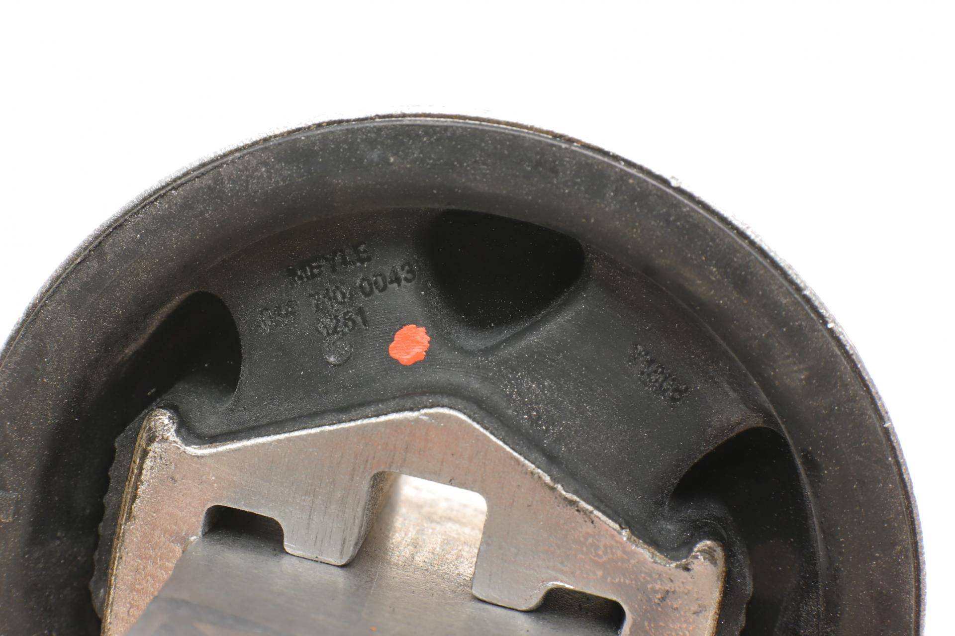 Сайлентблок важеля (заднього/спереду) MB A-class (W176)/B-class (W246/W242) 11-18