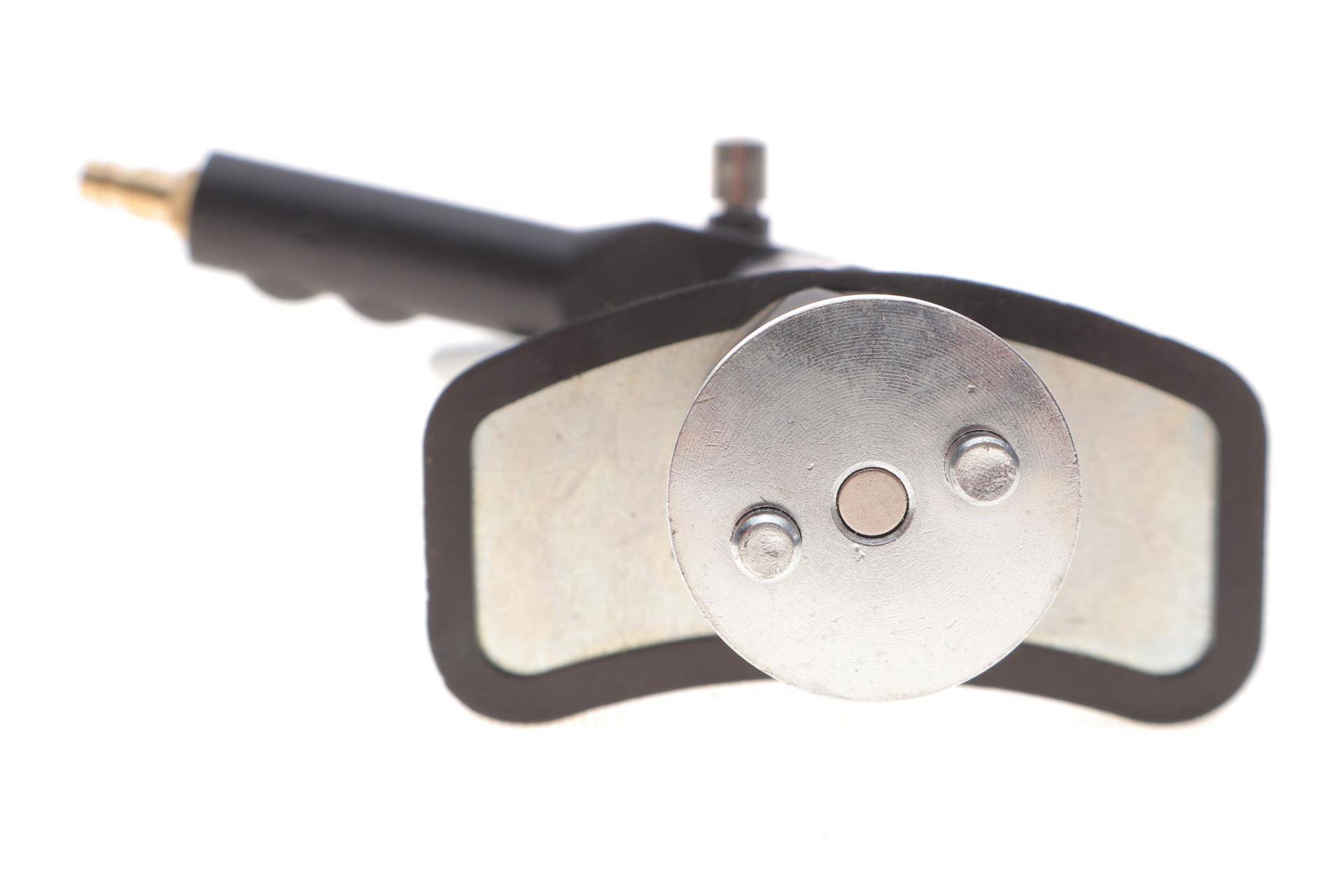 Інструмент пневматичний для розведення гальмівних циліндрів 5-14 МПа