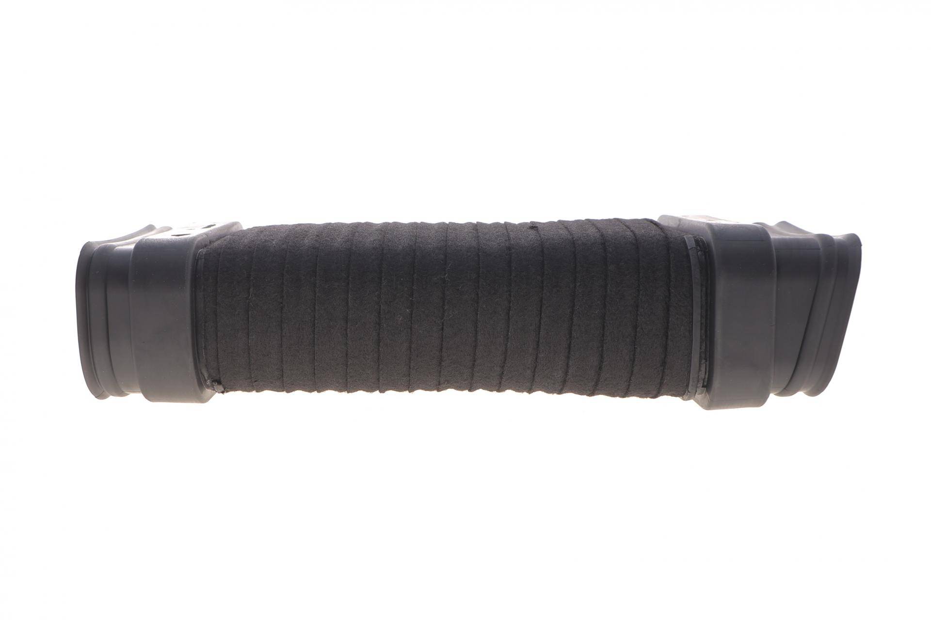 Патрубок фільтра повітряного BMW 3 (E90) 05-11