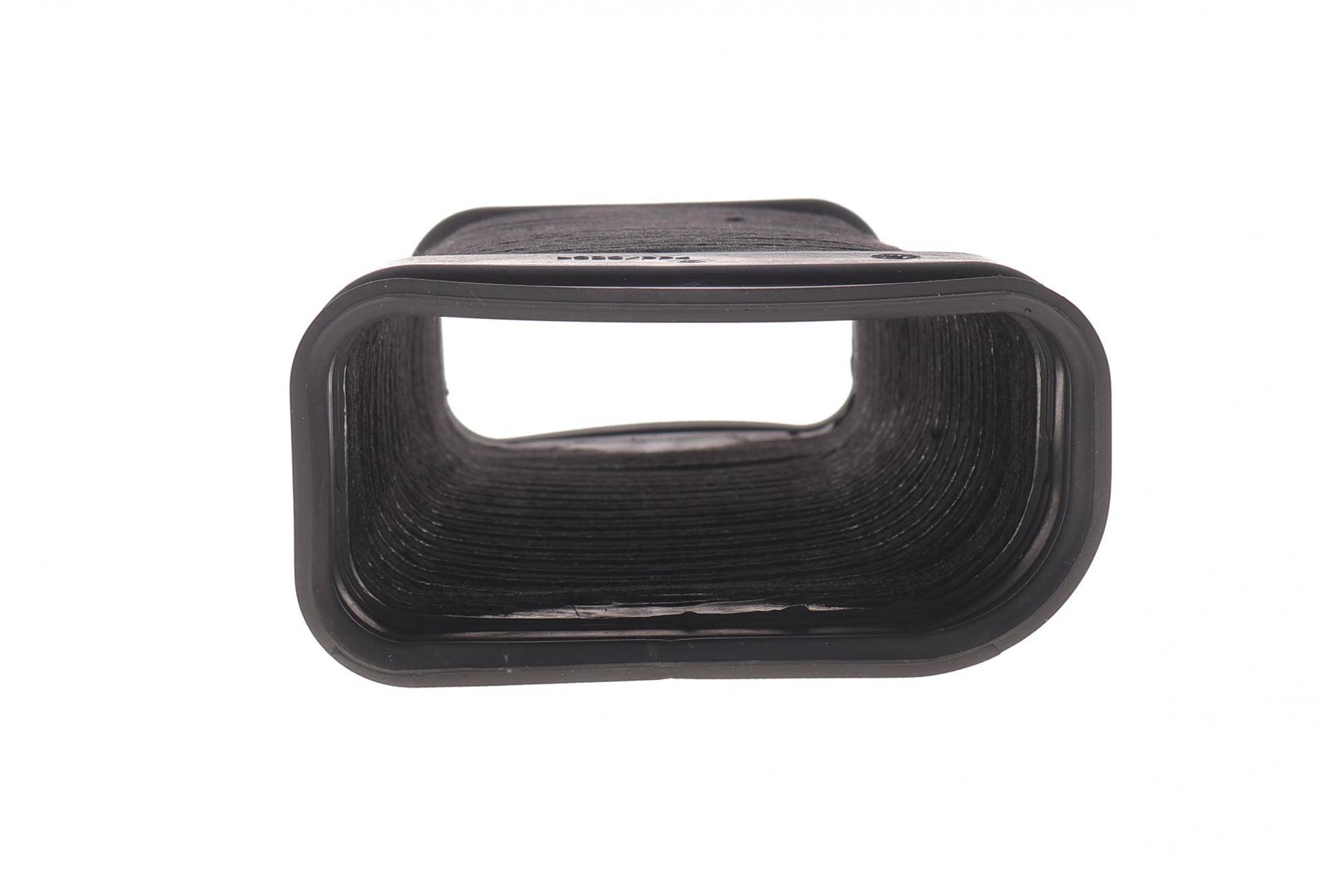 Патрубок фільтра повітряного BMW 3 (E90) 05-11