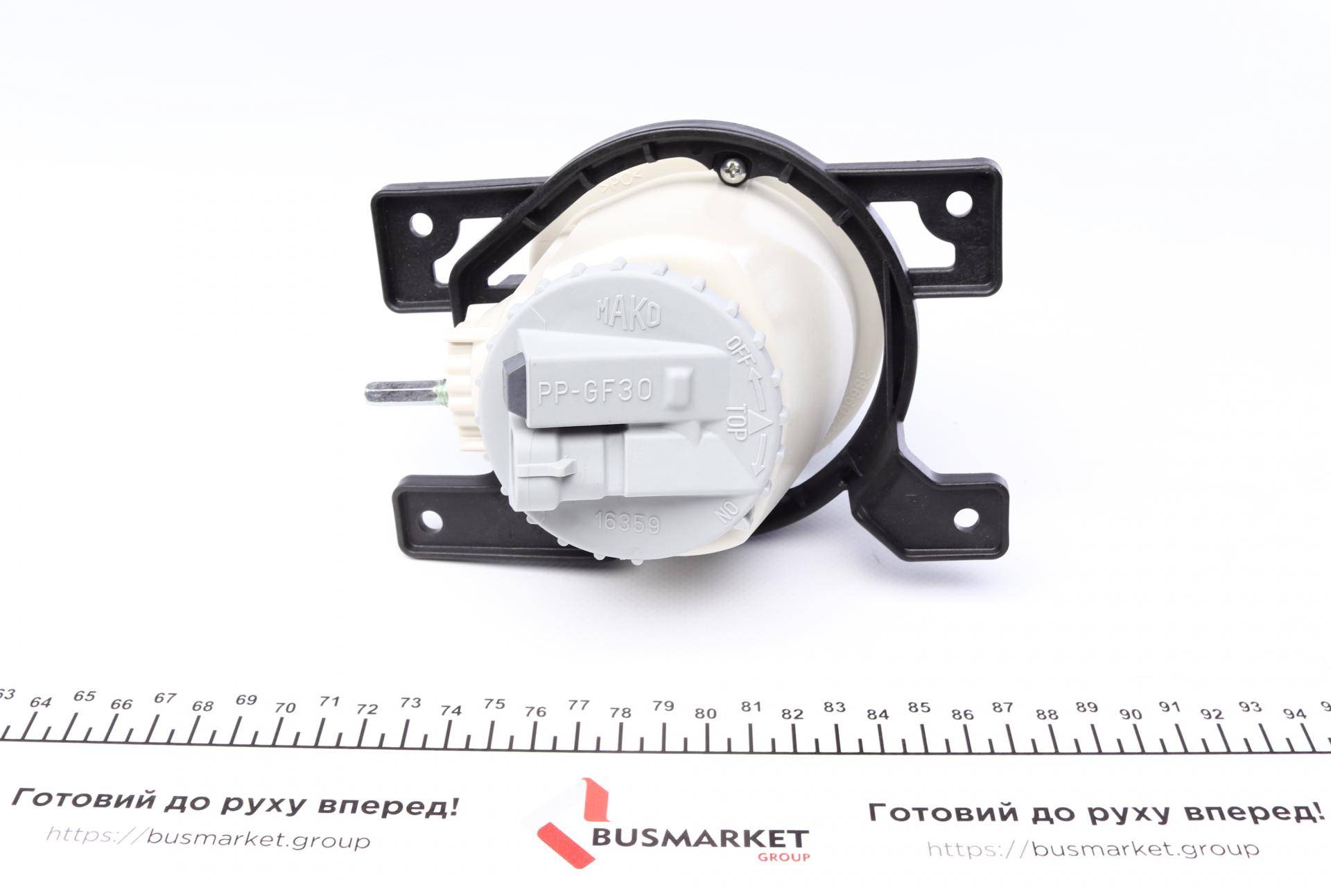 Фара протитуманна Fiat Doblo/Opel Combo 10- (R) (LAB921)